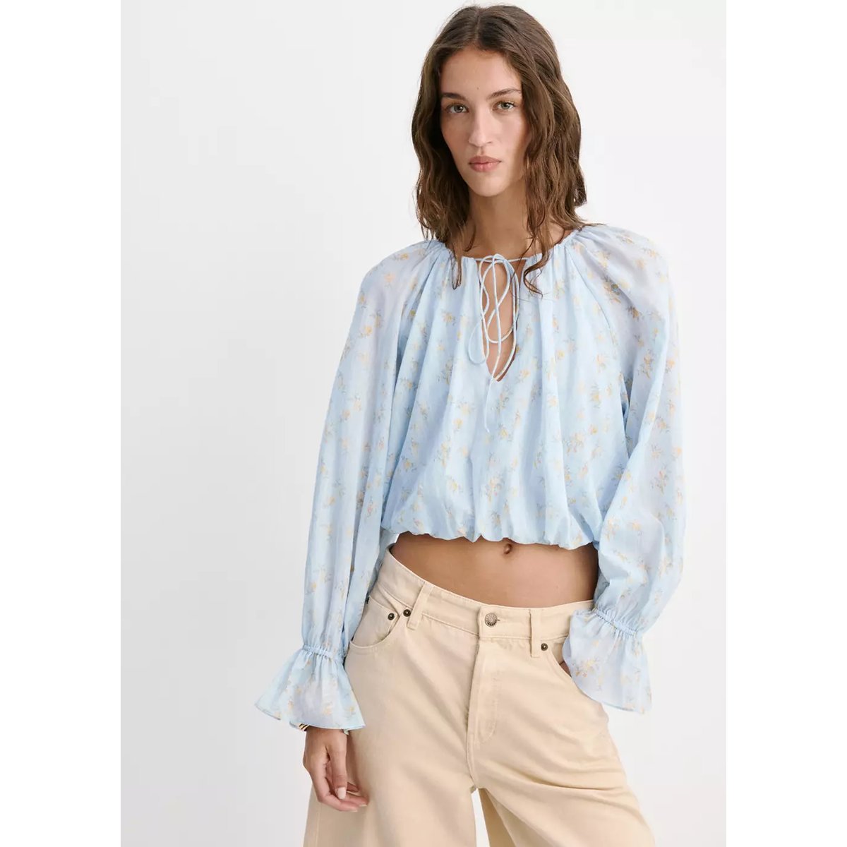 Blouse crop imprimé fleuri bleu, MANGO