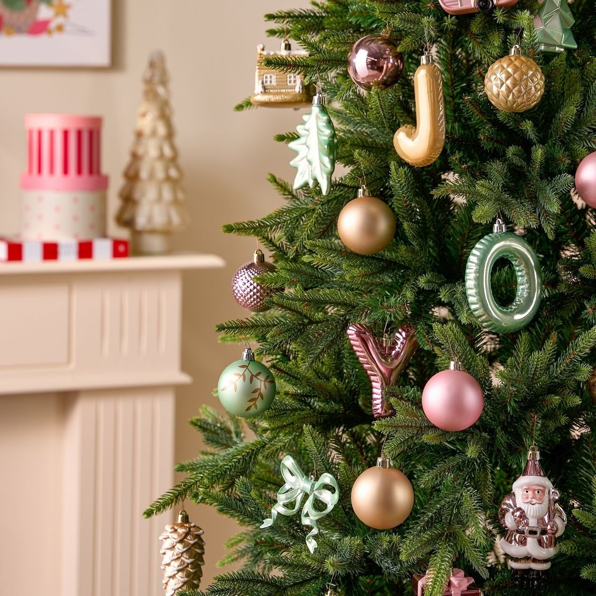 Boule de Noël rose, MICA DECORATIONS