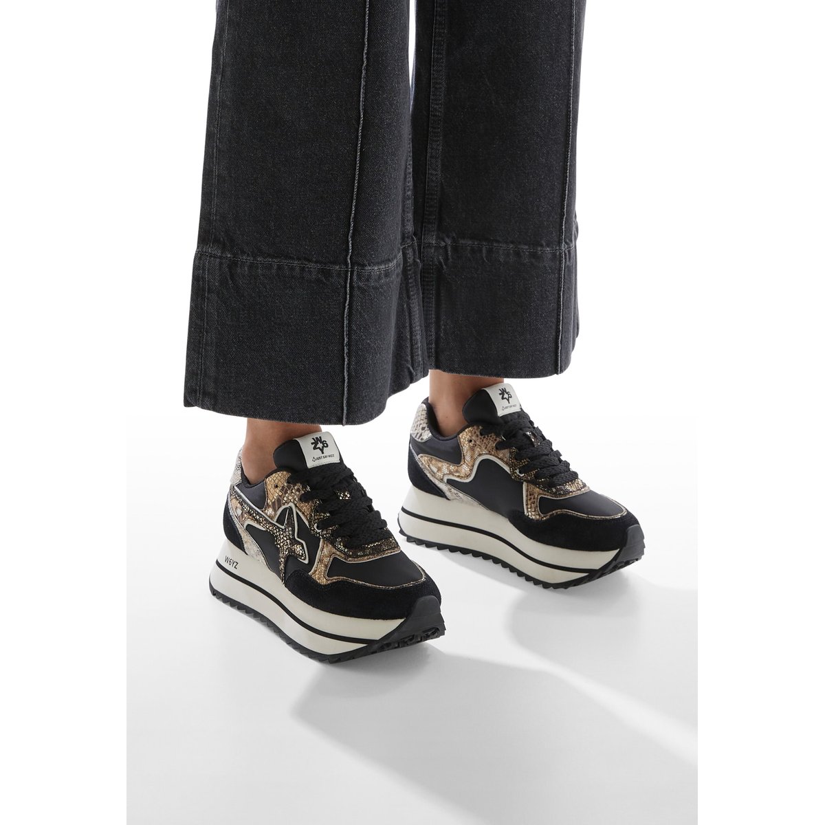 Baskets en tissu technique et daim DEVA W. noir, W6YZ