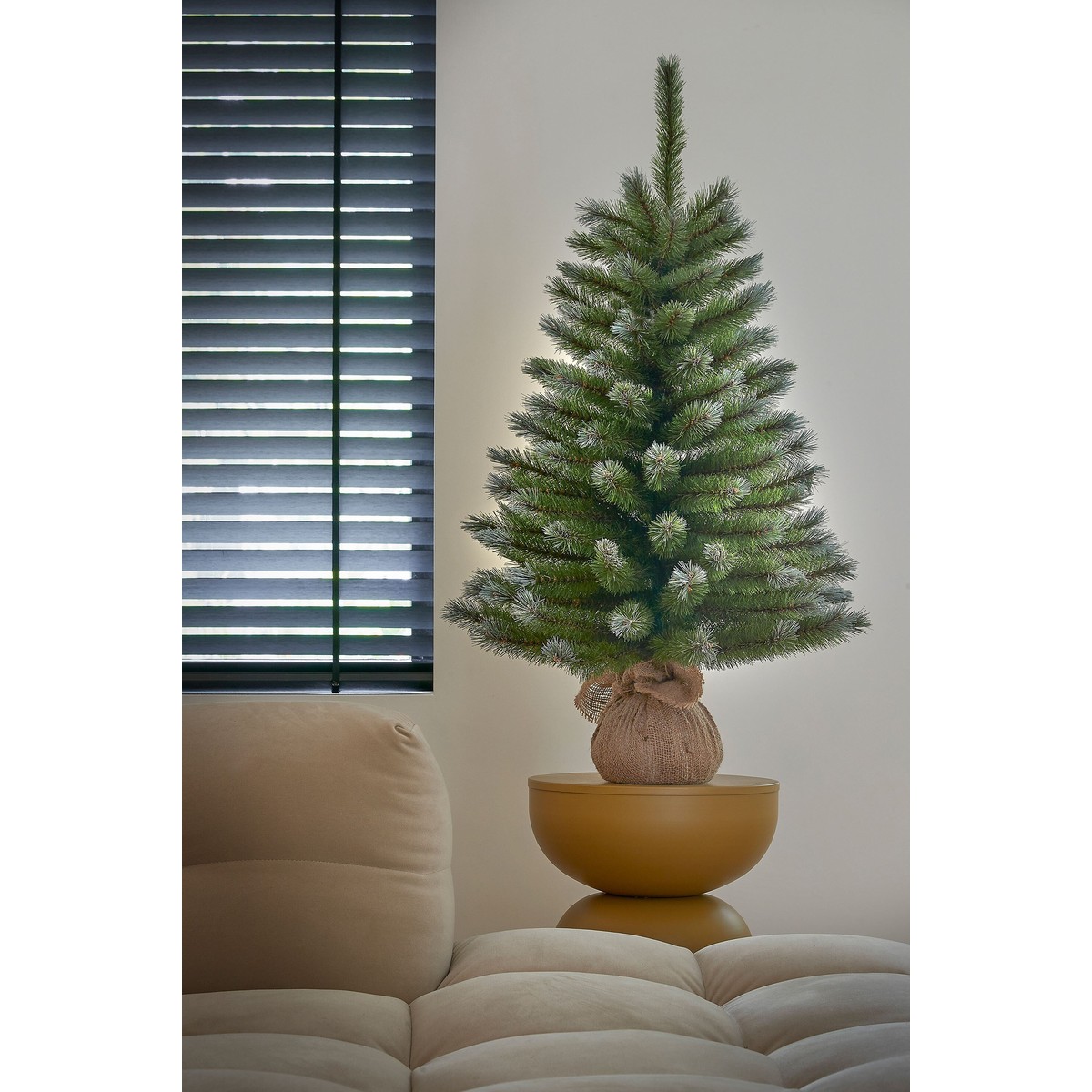 Sapin de Noël artificiel enneigé dans un sac en jute H90 cm PITTSBURGH vert, TRIUMPH TREE