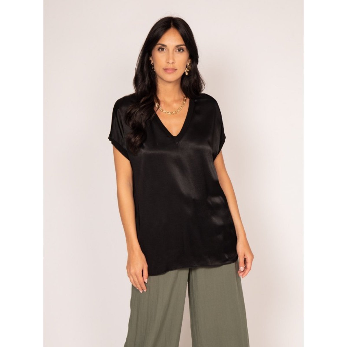 T-shirt Col V Satin Fenta noir, DONA LISA