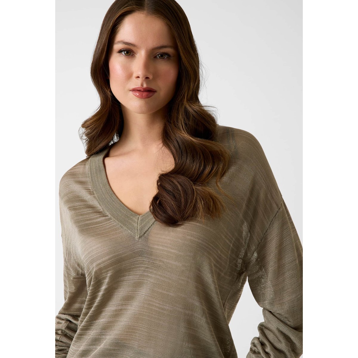 Pull Col En V beige, GUESS