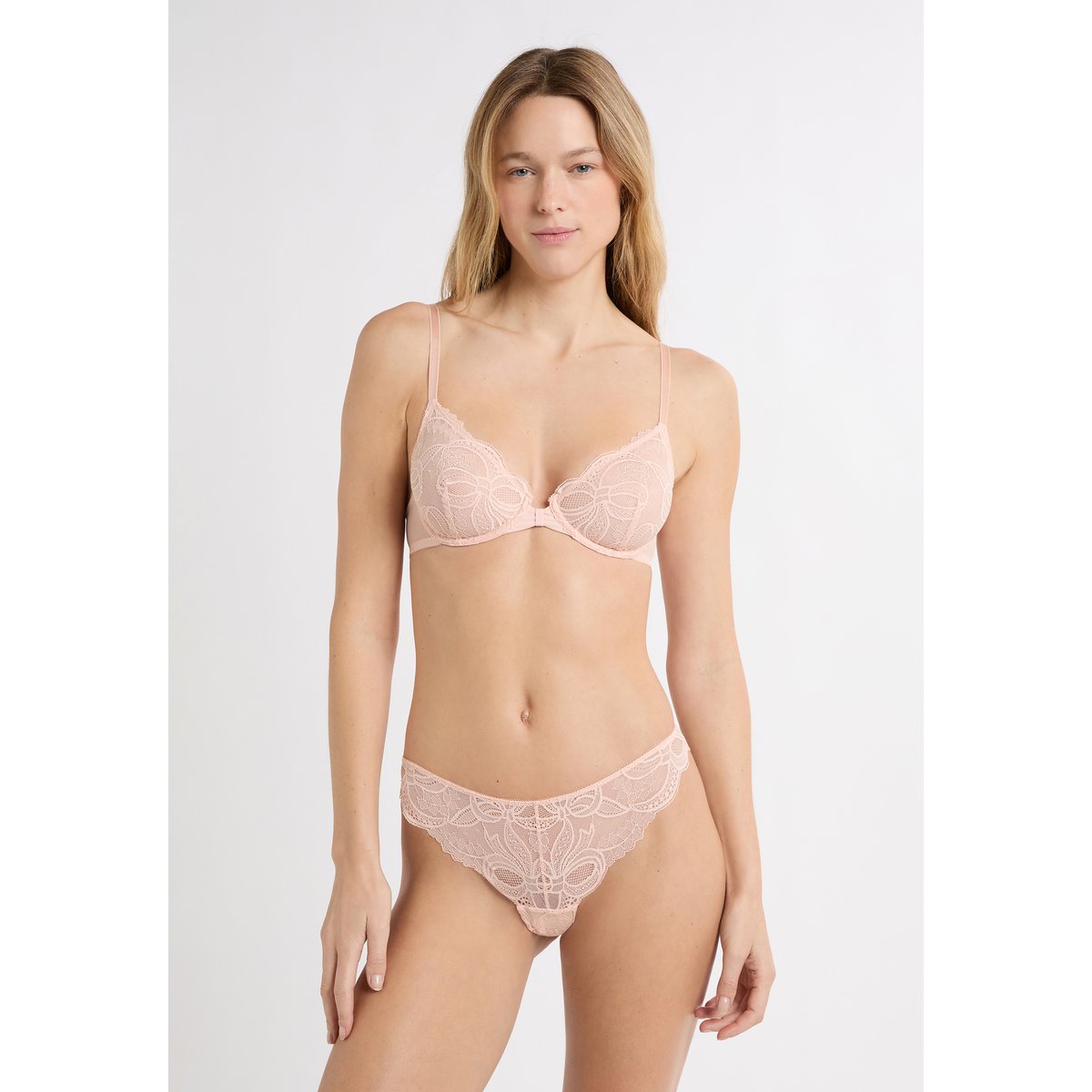 Soutien-gorge N.2 - Le push-up plongeant en dentelle GRACE rose poudre, ETAM