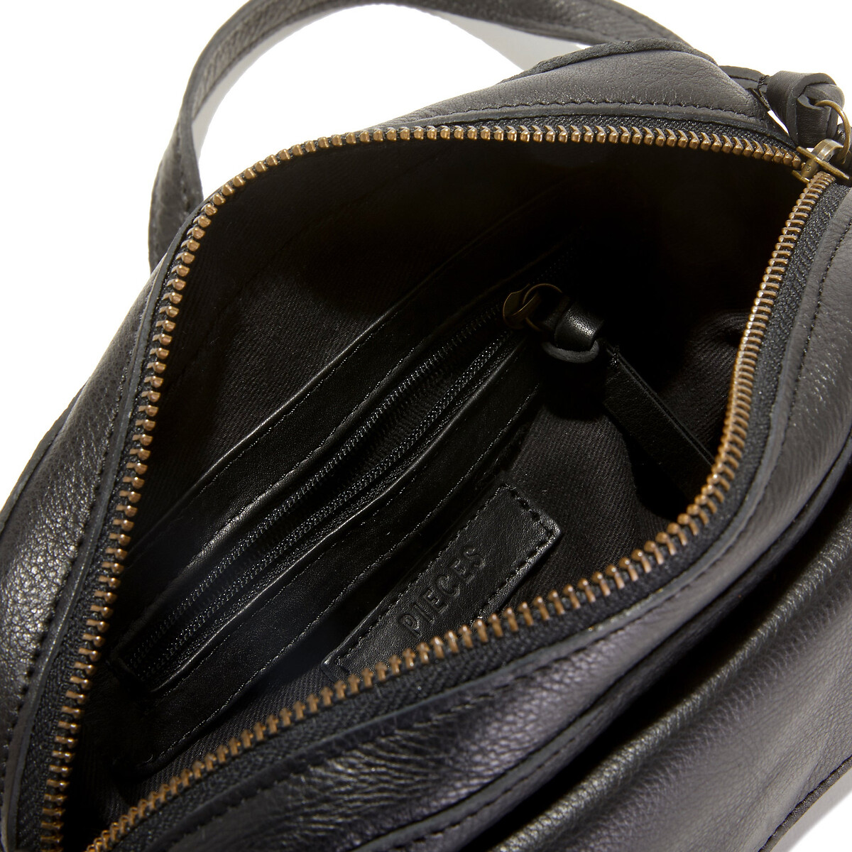 Kleine Handtasche Naina schwarz, PIECES