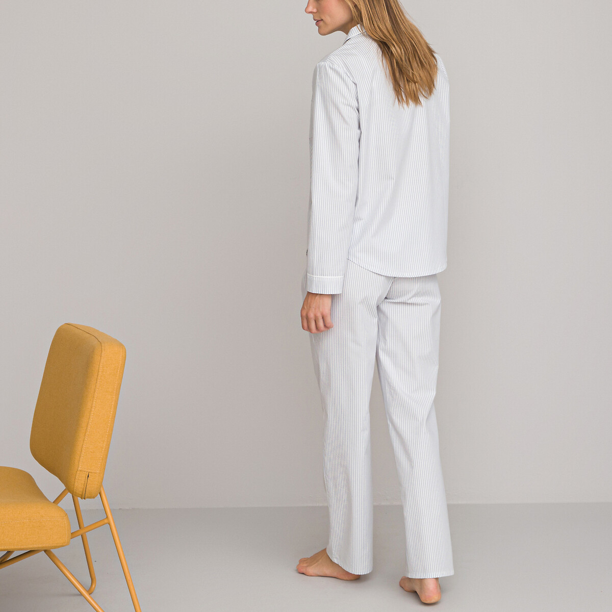 Pyjama in grootvaders stijl, gestreept gestreept blauw wit, ANNE WEYBURN