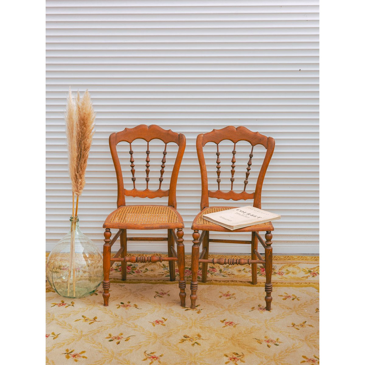 Lot de 4 chaises en bois et cannage Claude N°1559 - Bon état bois clair, DEBONGOUT
