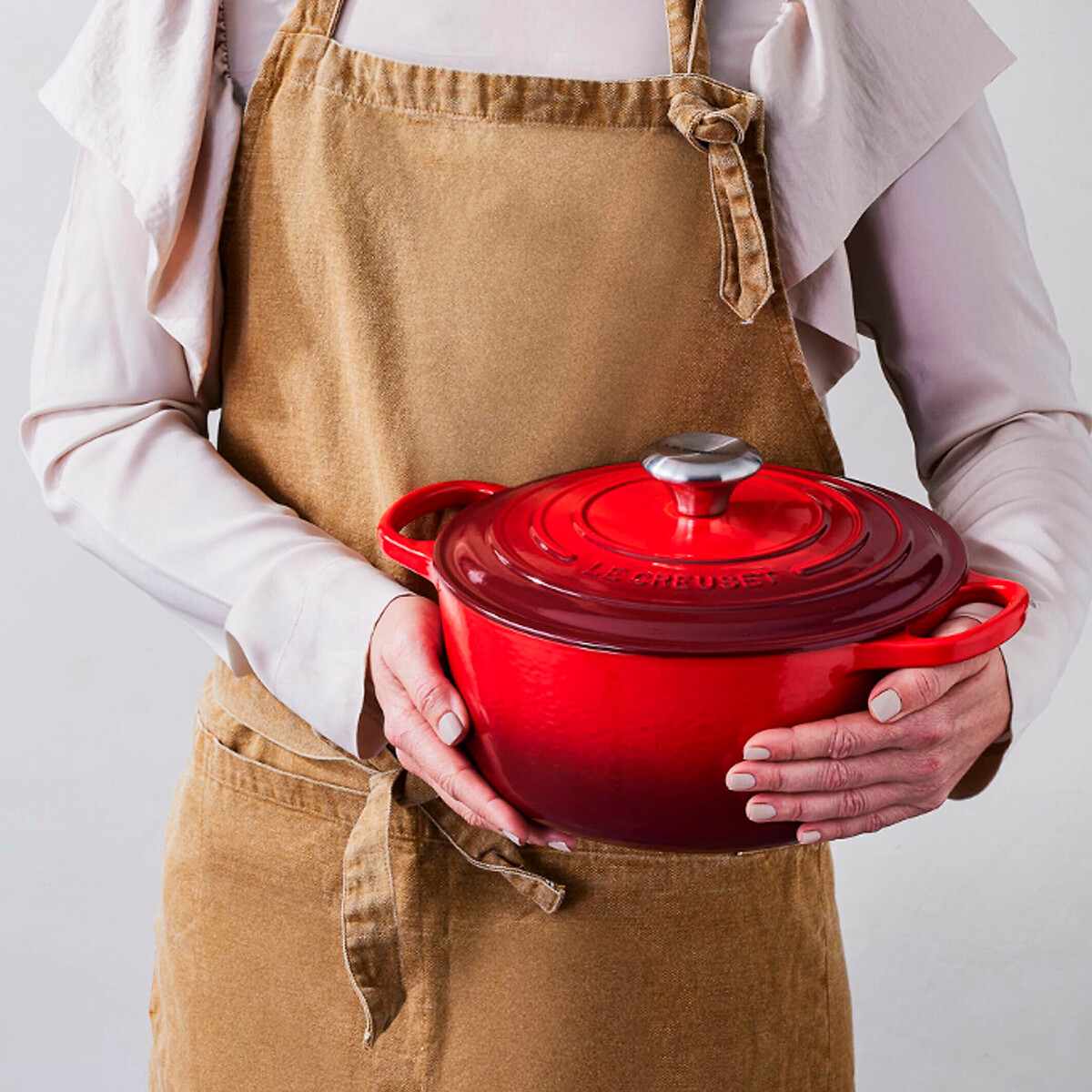 Cocotte Ovale Signature rouge, LE CREUSET