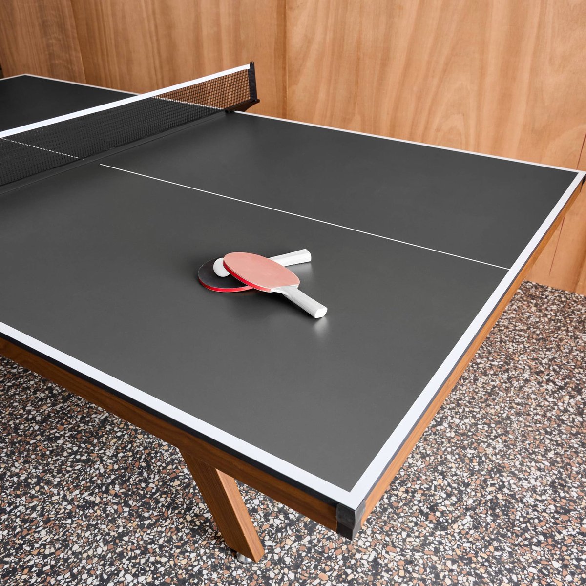 Table de ping pong intérieur deluxe avec 2 raquettes et 3 balles  TABLE DE PING PONG INTÉRIEUR DELUXE gris, SWEEEK