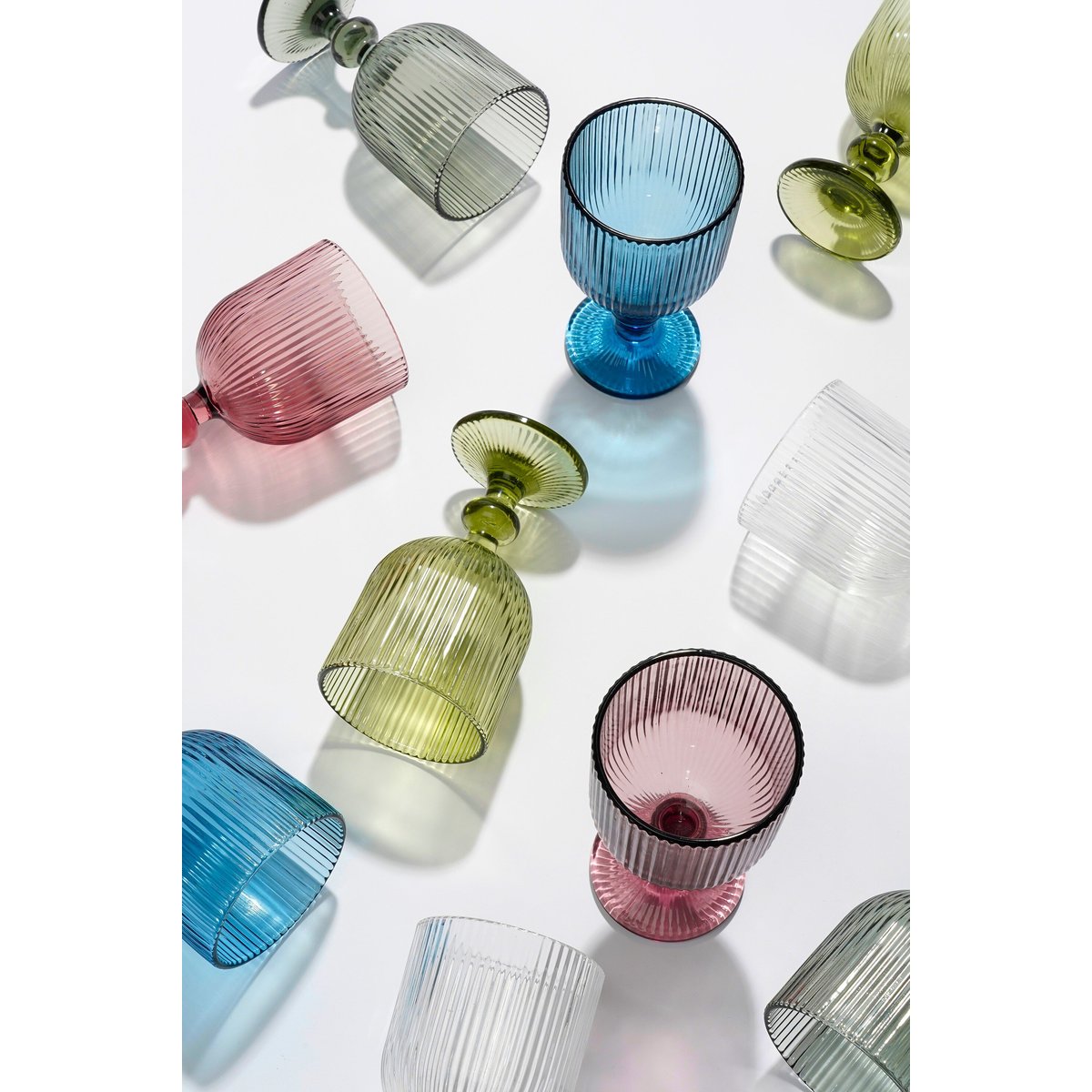 Lot de 6 verre à vin cannelé MERLOT vert clair, MICA DECORATIONS
