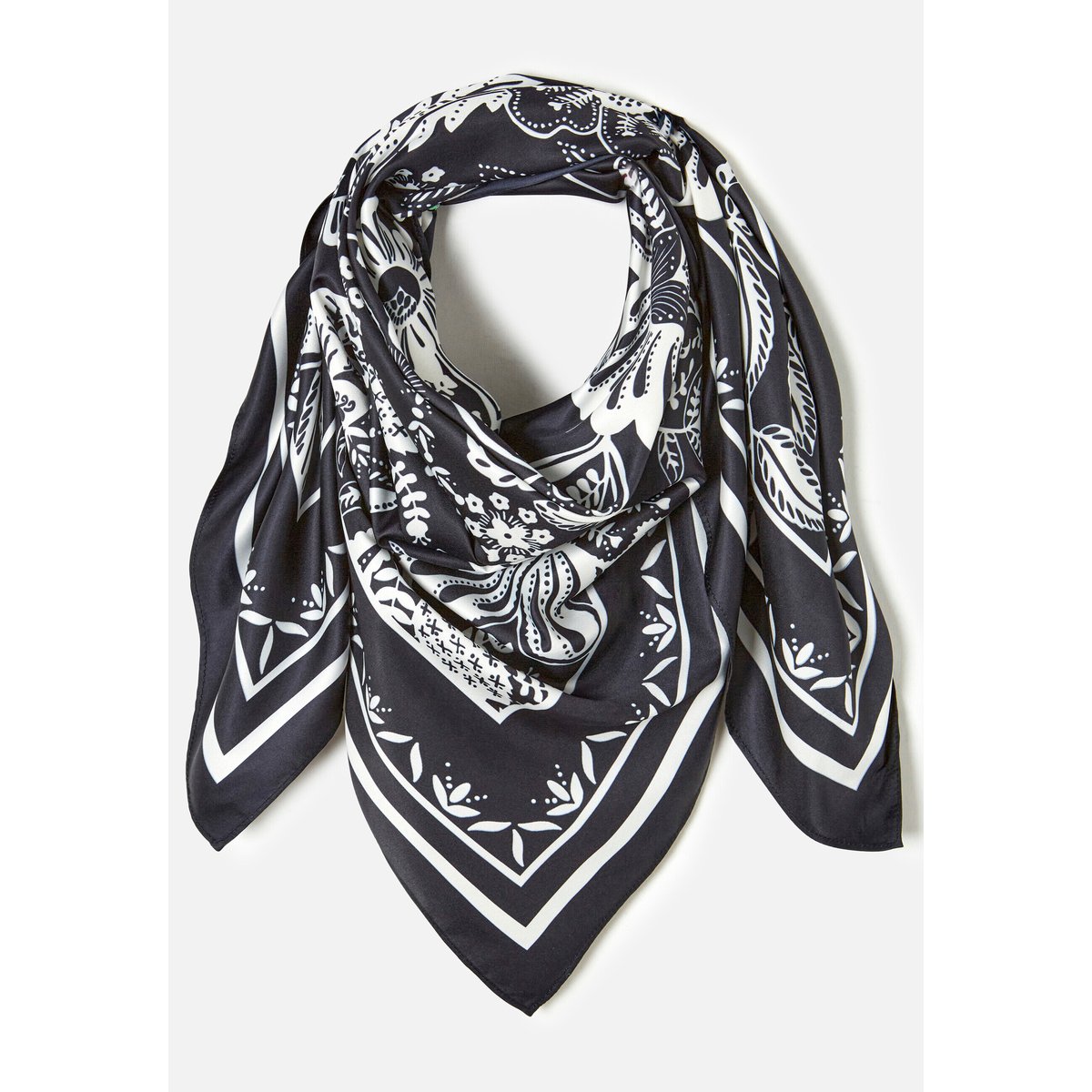 Foulard carré imprimé végétal noir feuillage, DAMART