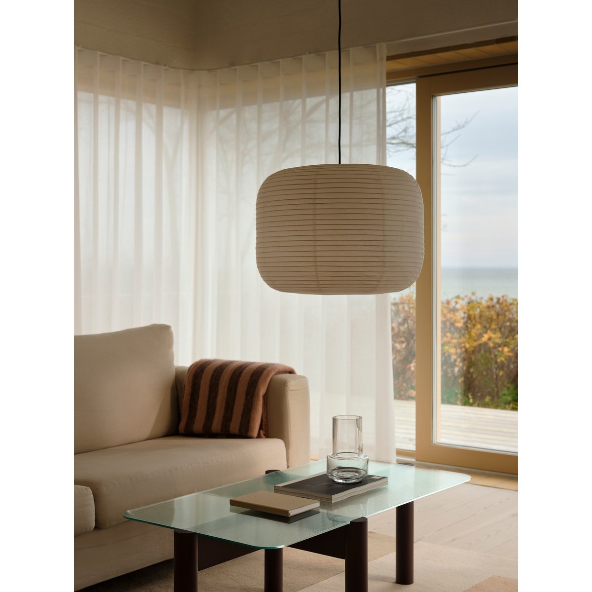 Abat-jour forme donut avec un style moderne blanc en papier, TUVA blanc, NORDLUX