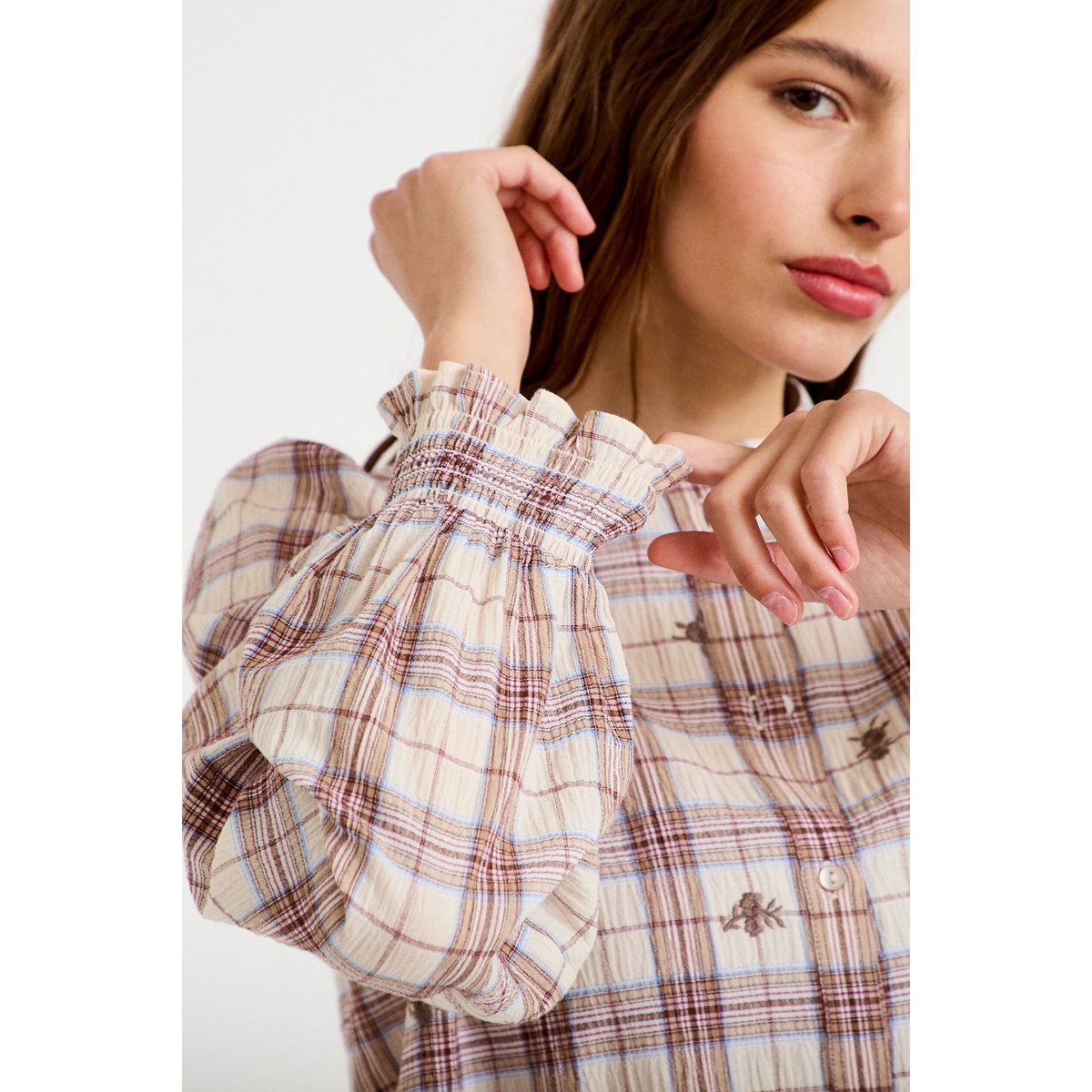 Blouse ample col montant manches longues beige, CACHE CACHE
