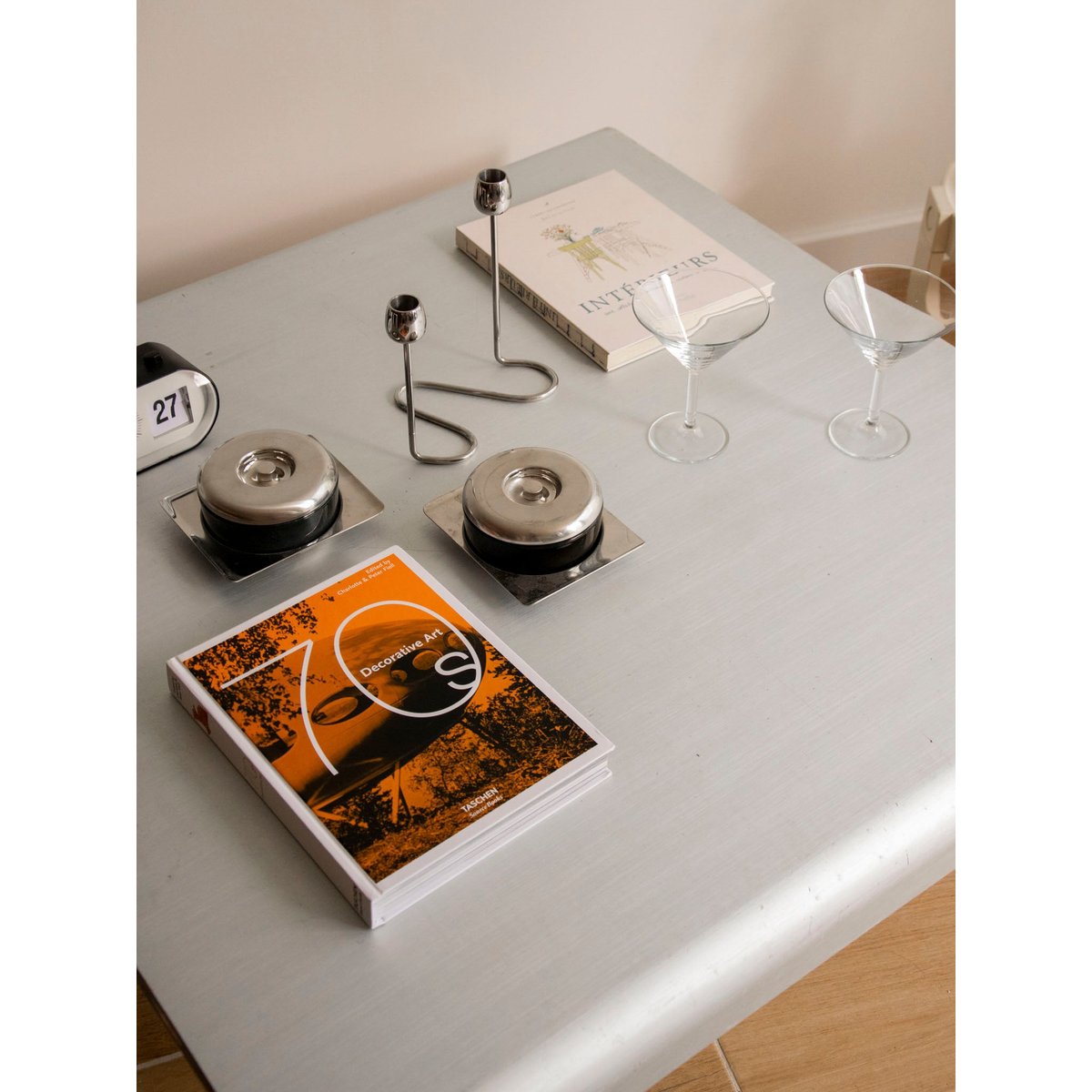Grande table basse en inox Donna N°1520 - Bon état métal, DEBONGOUT