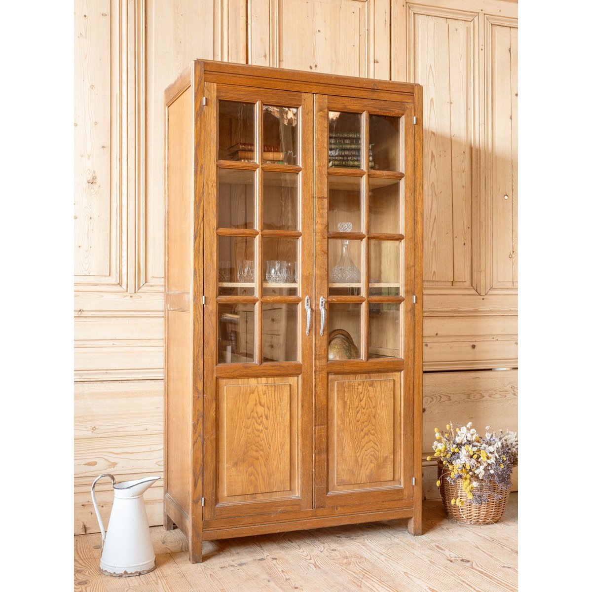 Vitrine en chêne Victoria N°1306 - Bon état bois foncé, DEBONGOUT