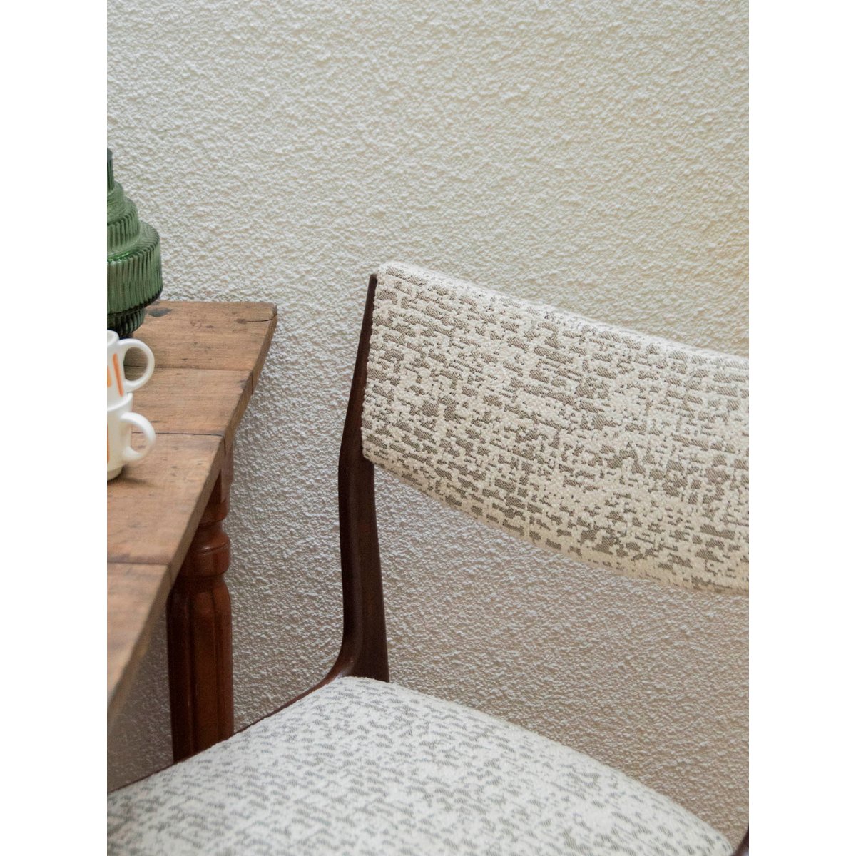 Paire de chaises scandinaves Alma N°1079 - Bon état bois, DEBONGOUT