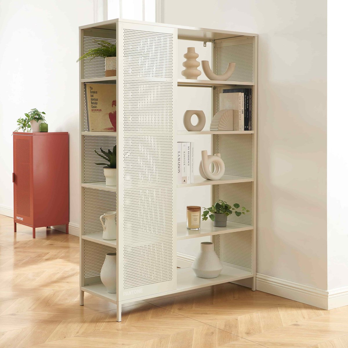 Bibliothèque en acier beige sable / tcx 13-0002, PANTONE
