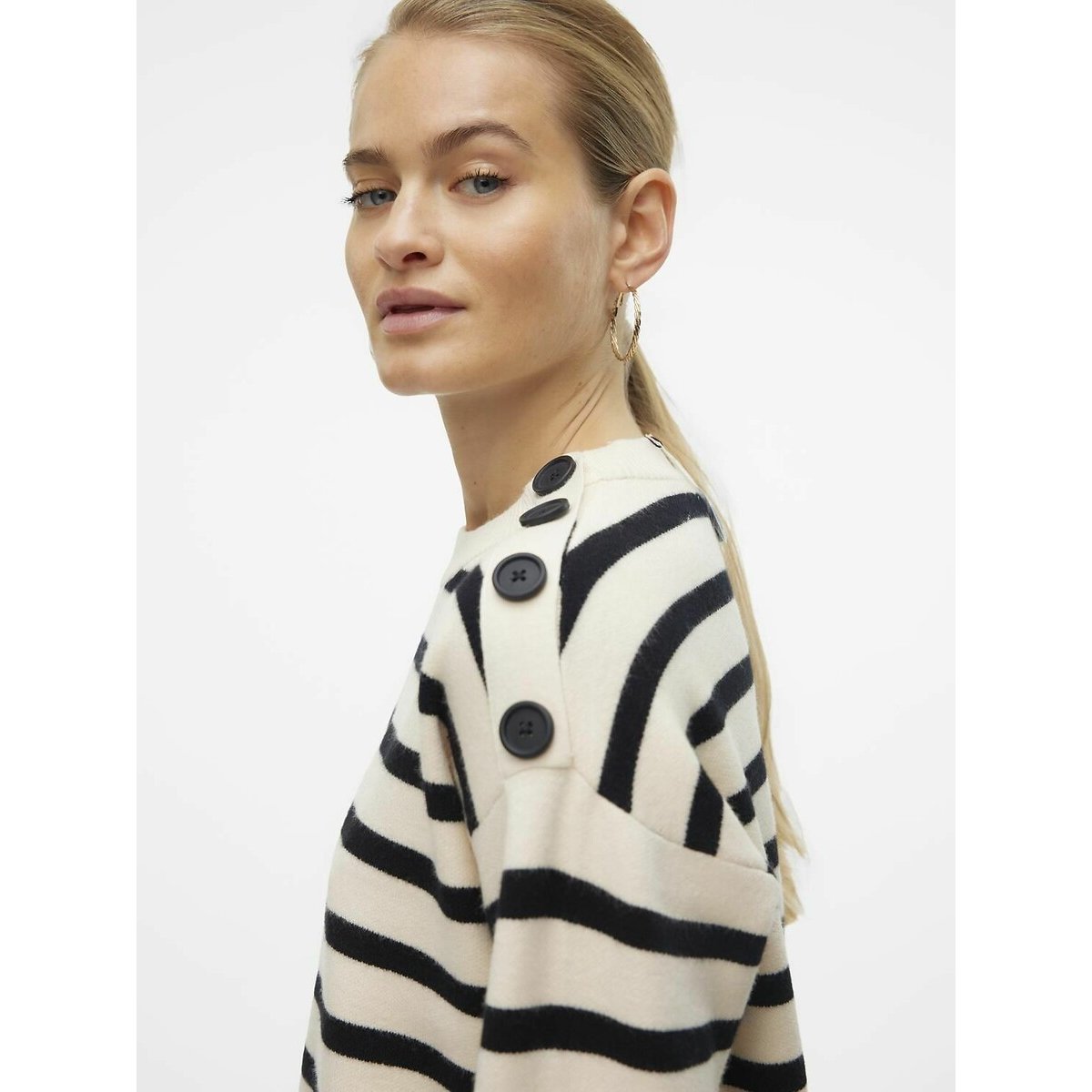 Pull rayé, détails boutons noir/blanc, VERO MODA