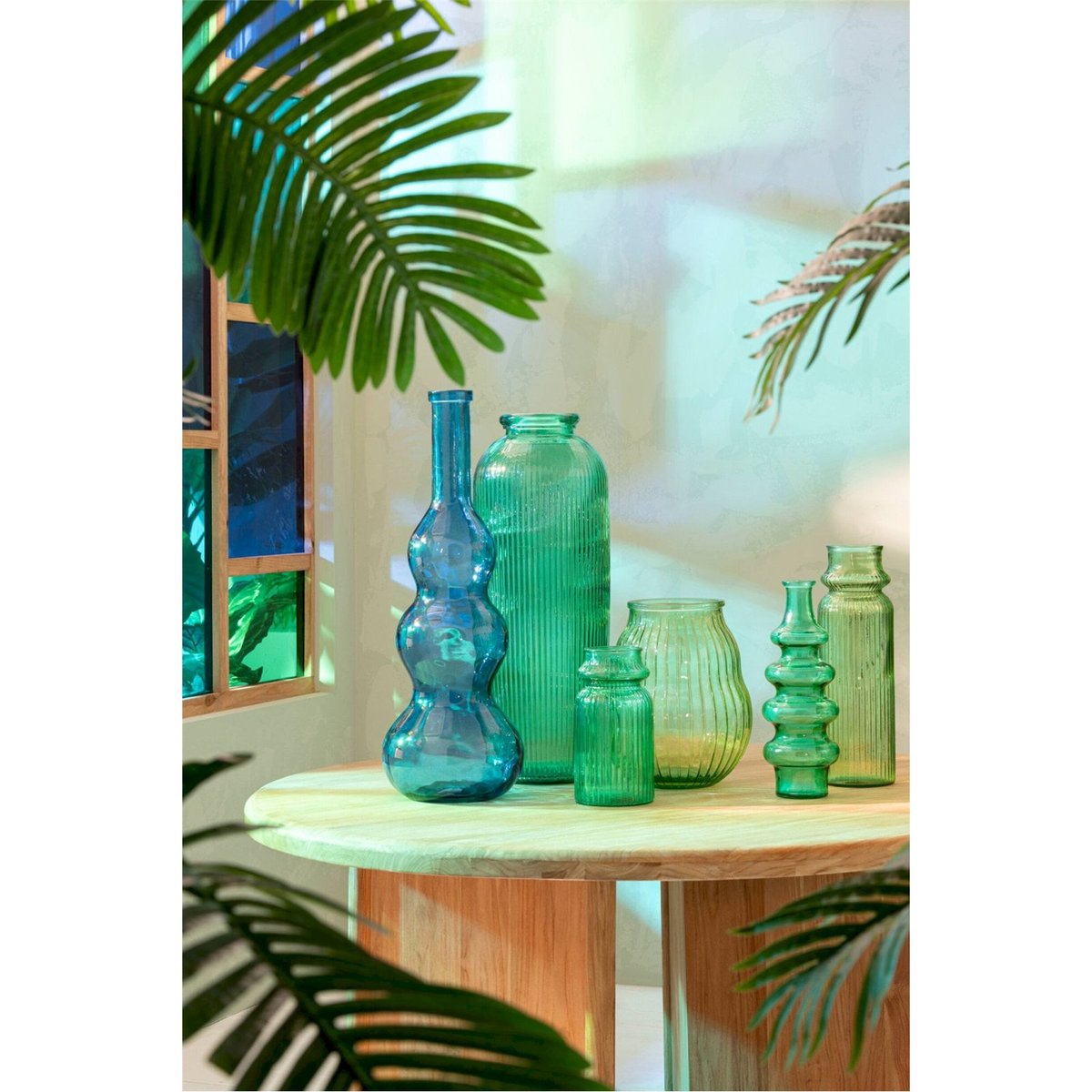 Vase strié en verre vert clair, RECOLLECTION