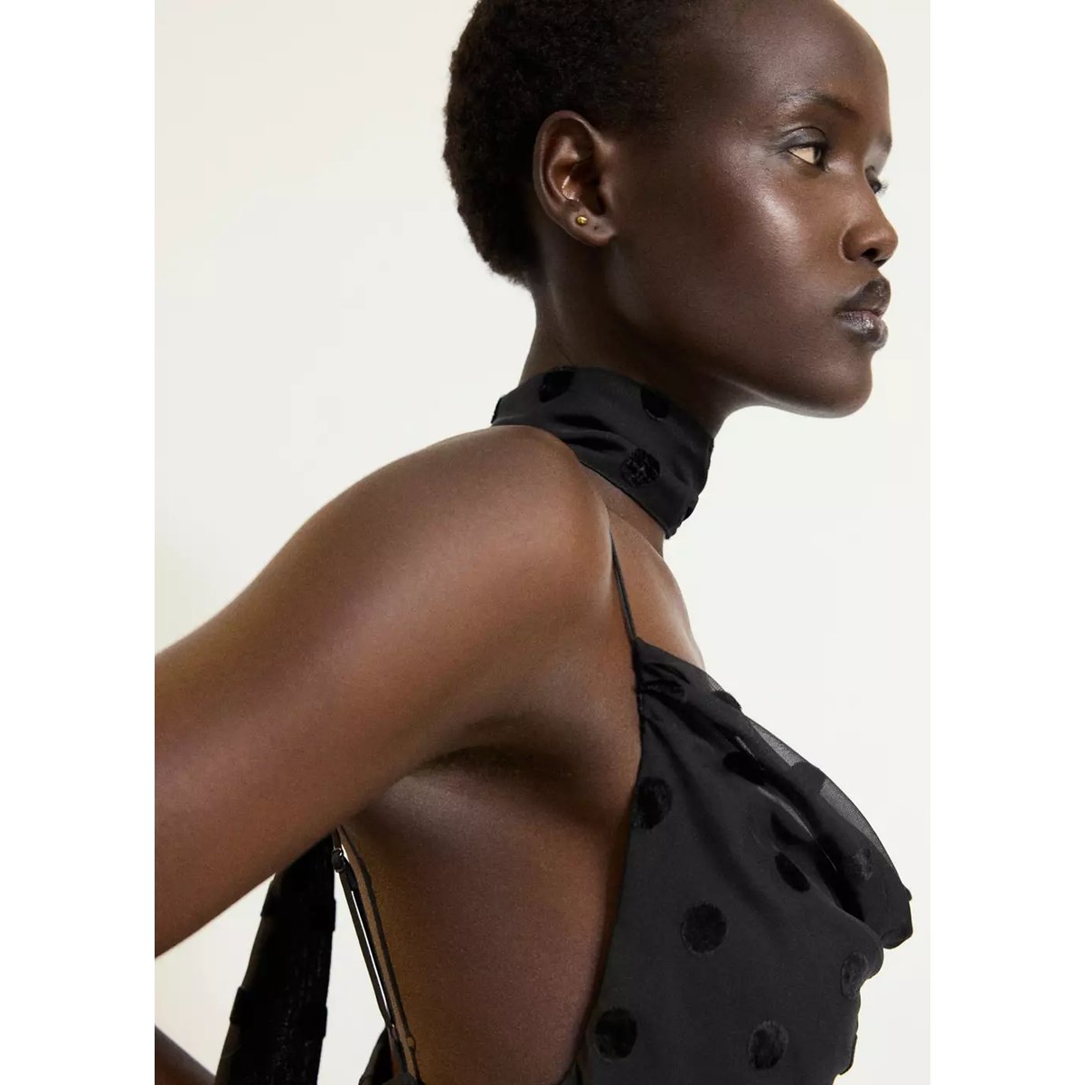 Robe dévorée avec détail de nœud noir, MANGO
