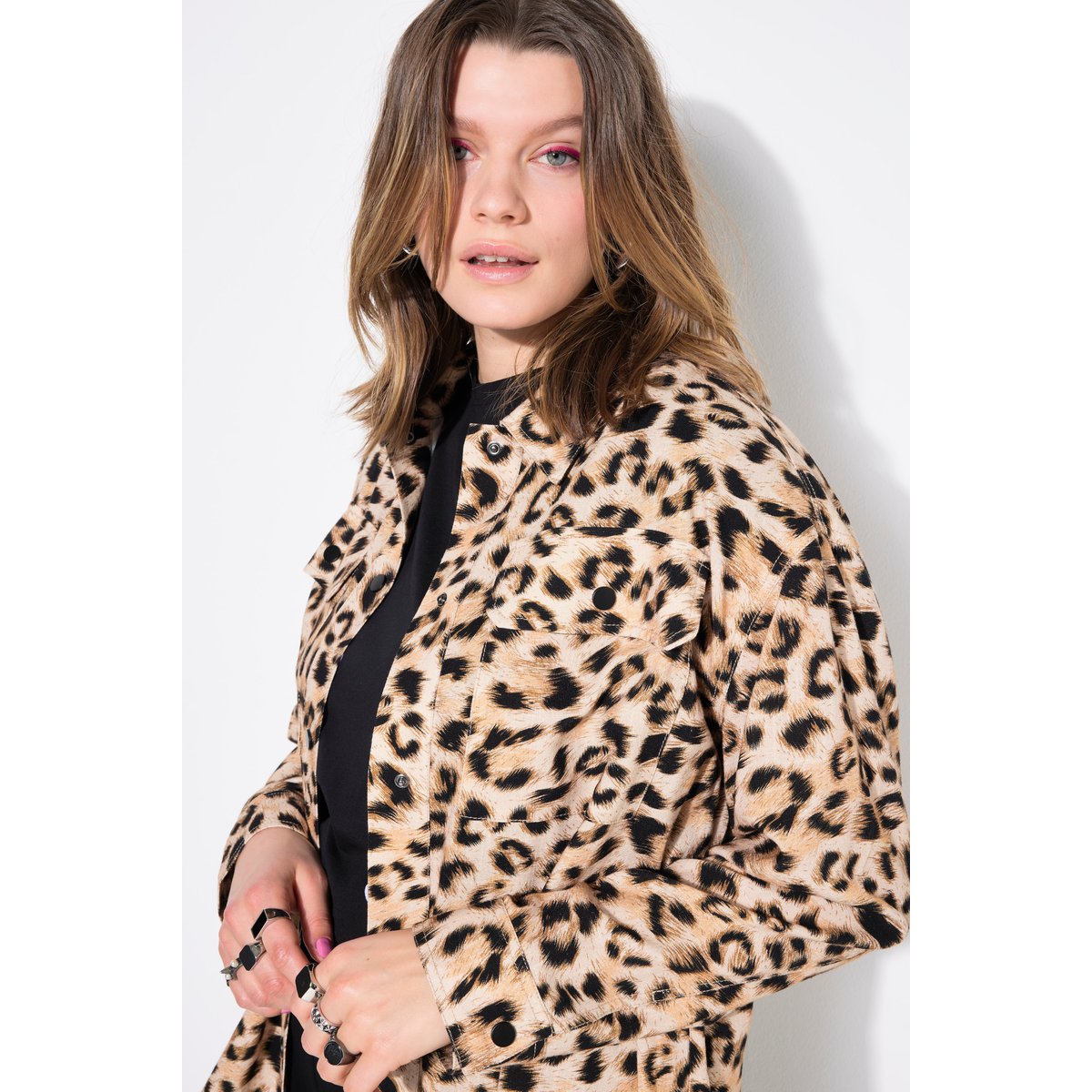 Veste-chemisier coupe Boxy beige, STUDIO UNTOLD