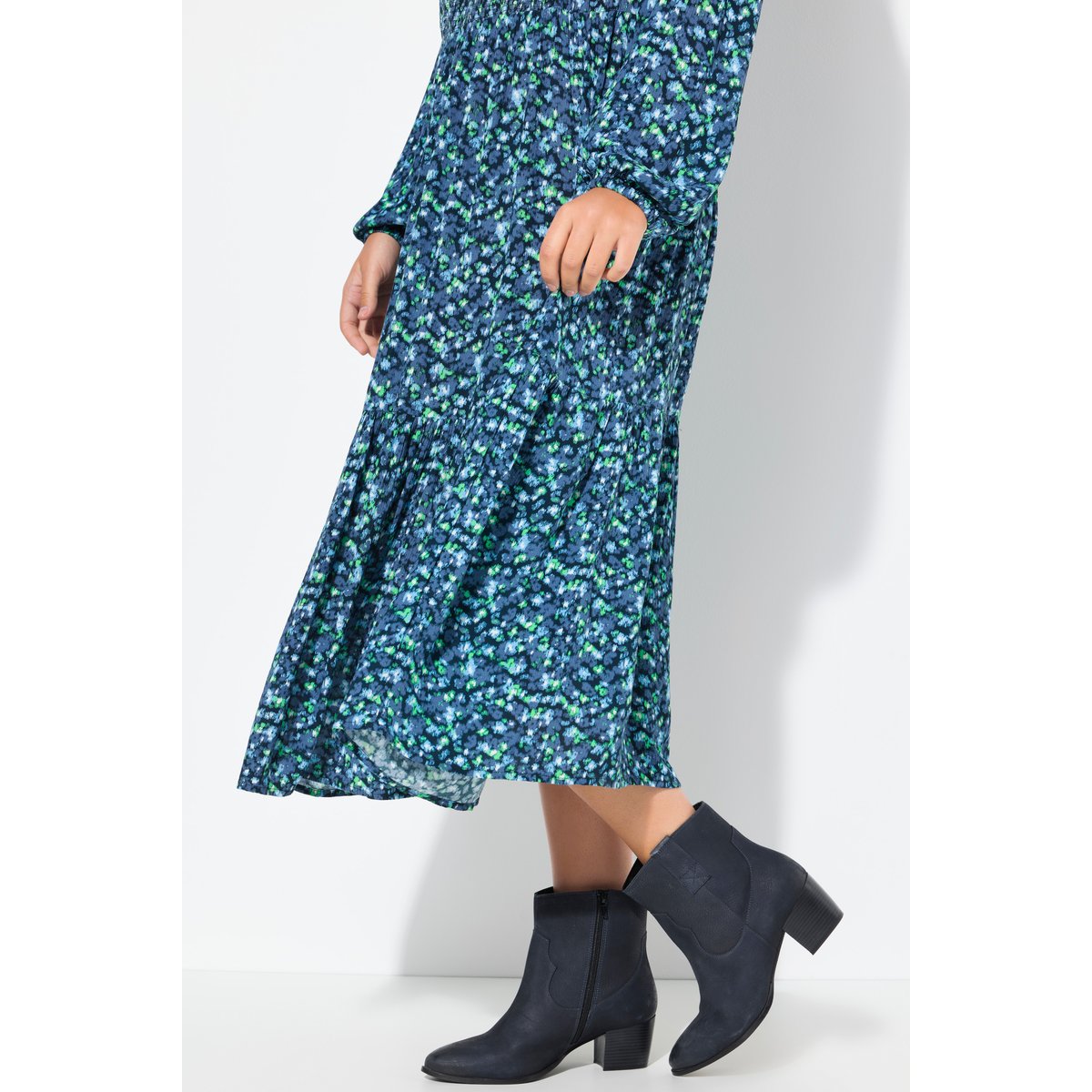 Robe midi à fleurs marine, ULLA POPKEN