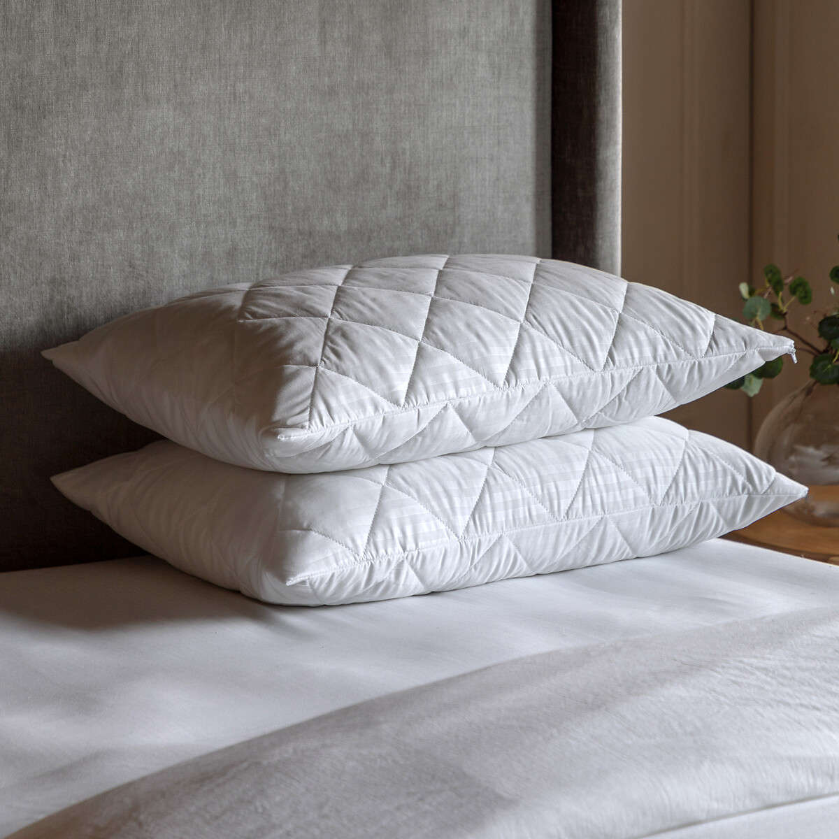 Soundly Slumber Pillow Protector Pair white, ÉDITÉ