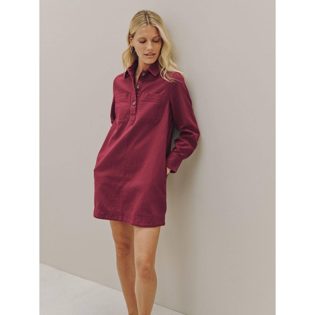 Robe courte en sergé à manches longues rouge bordeaux, NEXT
