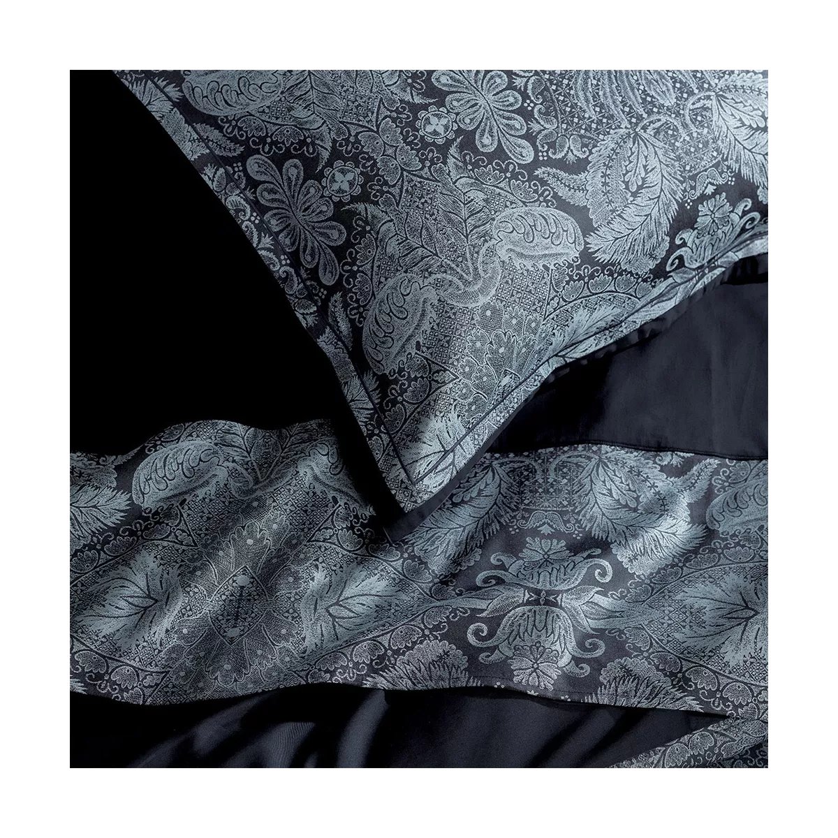 Taie d'oreiller satin de coton ISAPHIRE diamant noir, GARNIER THIEBAUT