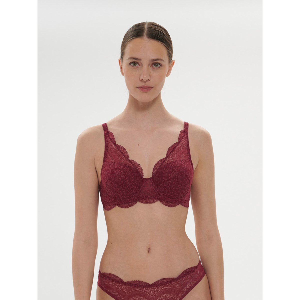 Soutien-gorge décolleté carré en spacer 3D, KARMA rouge, SIMONE PERELE