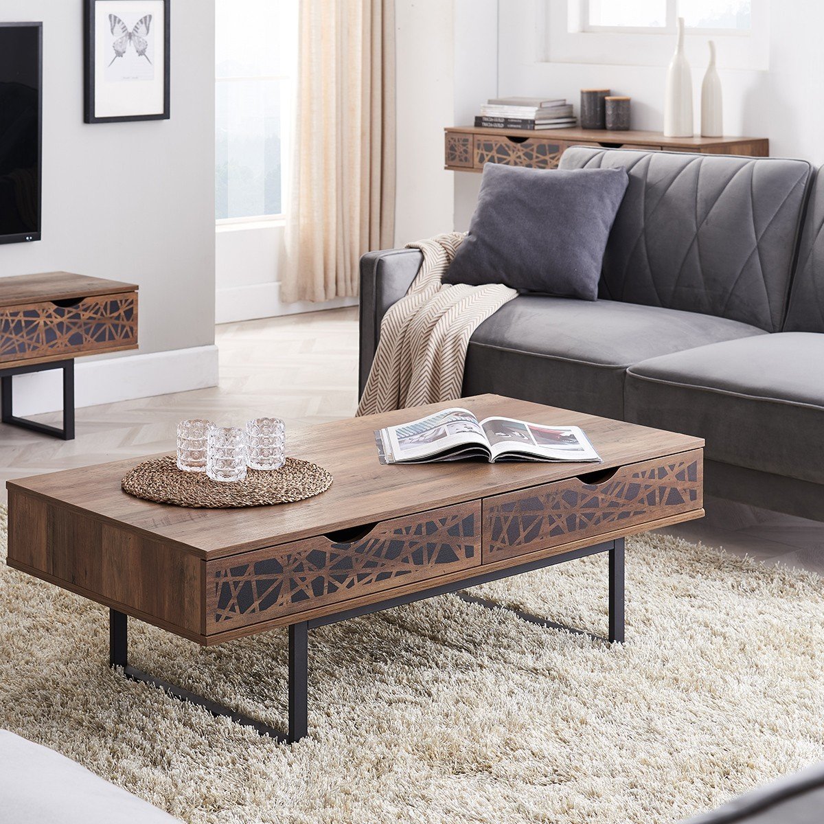 Table basse 2 tiroirs décor bois et motifs noirs L120 cm - Anaëlle bois foncé, CALICOSY