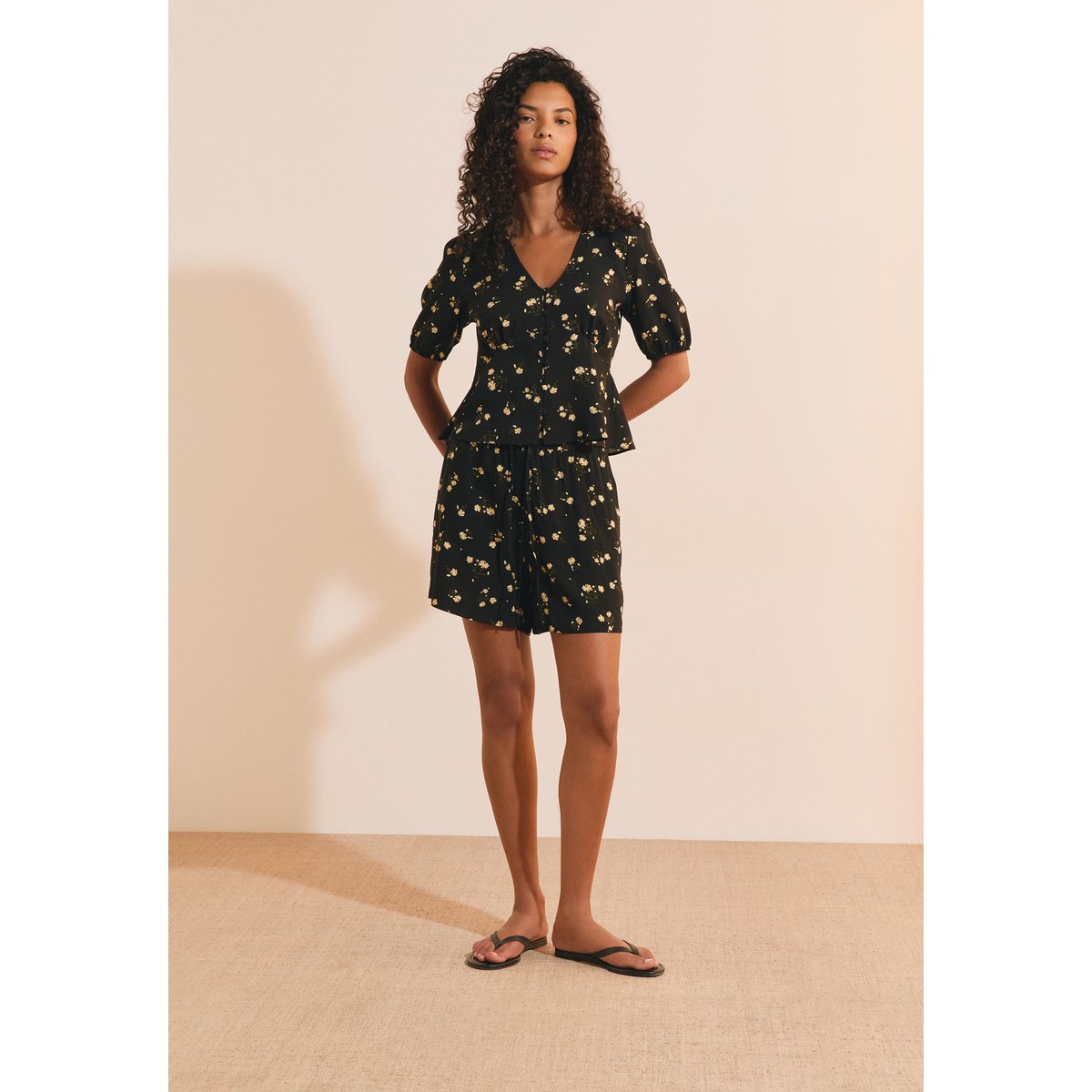 Chemise col V manches 3/4 à motifs A JULIEN IMP imp fd noir, ETAM