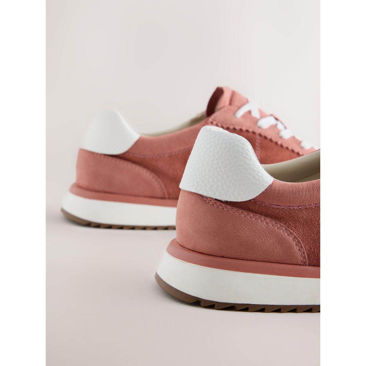 Baskets en daim forever comfort® rose, NEXT