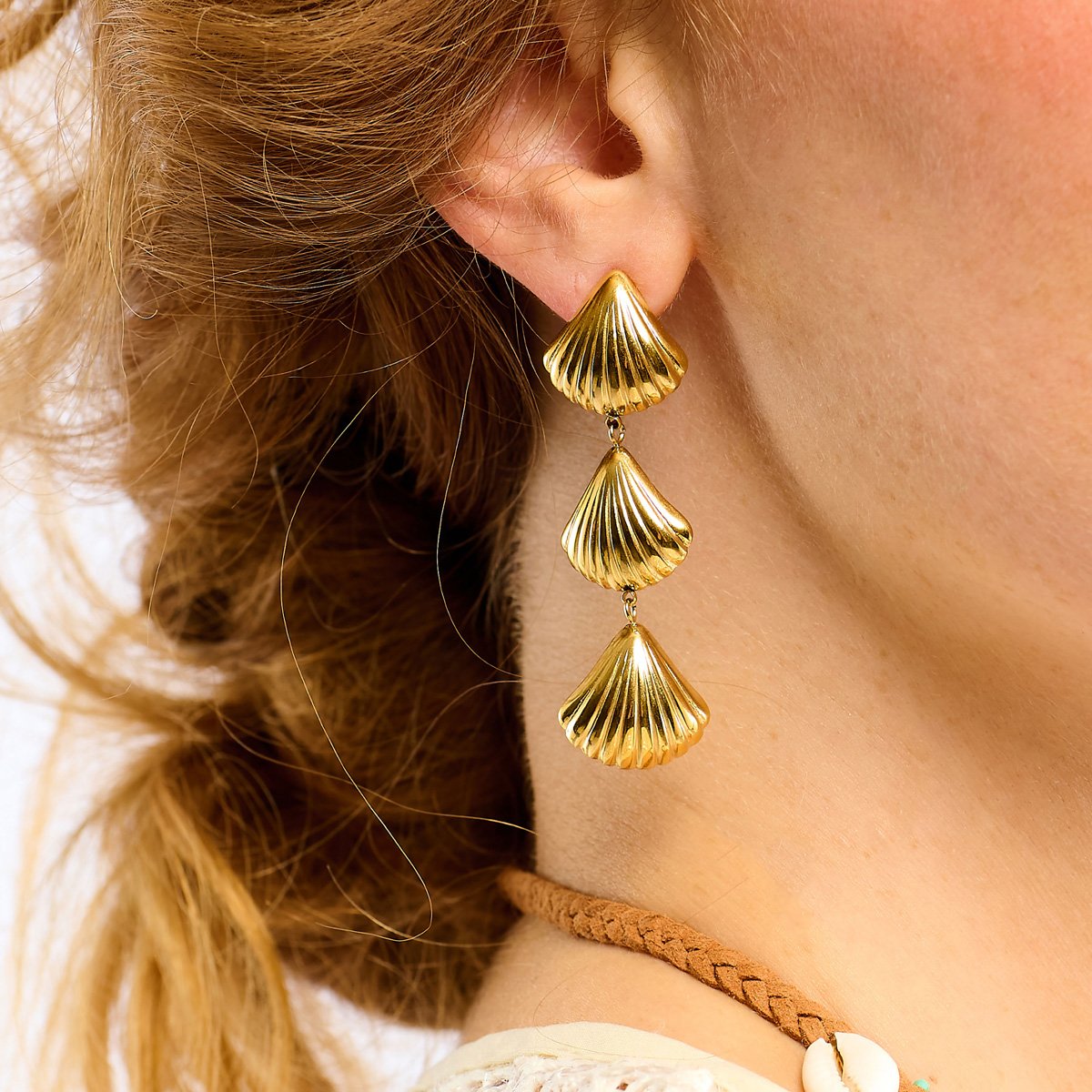 Boucles d'oreilles pendantes coquillages LOUMA doré, HIPANEMA