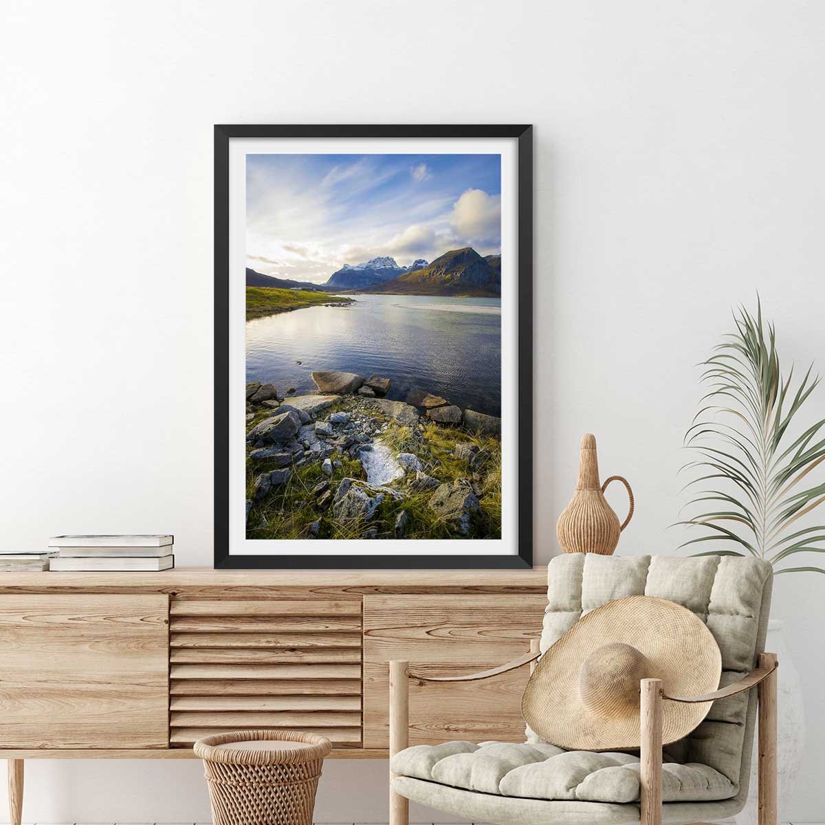 Affiche paysage lac glacière affiche + cadre en bois - noir, HEXOA
