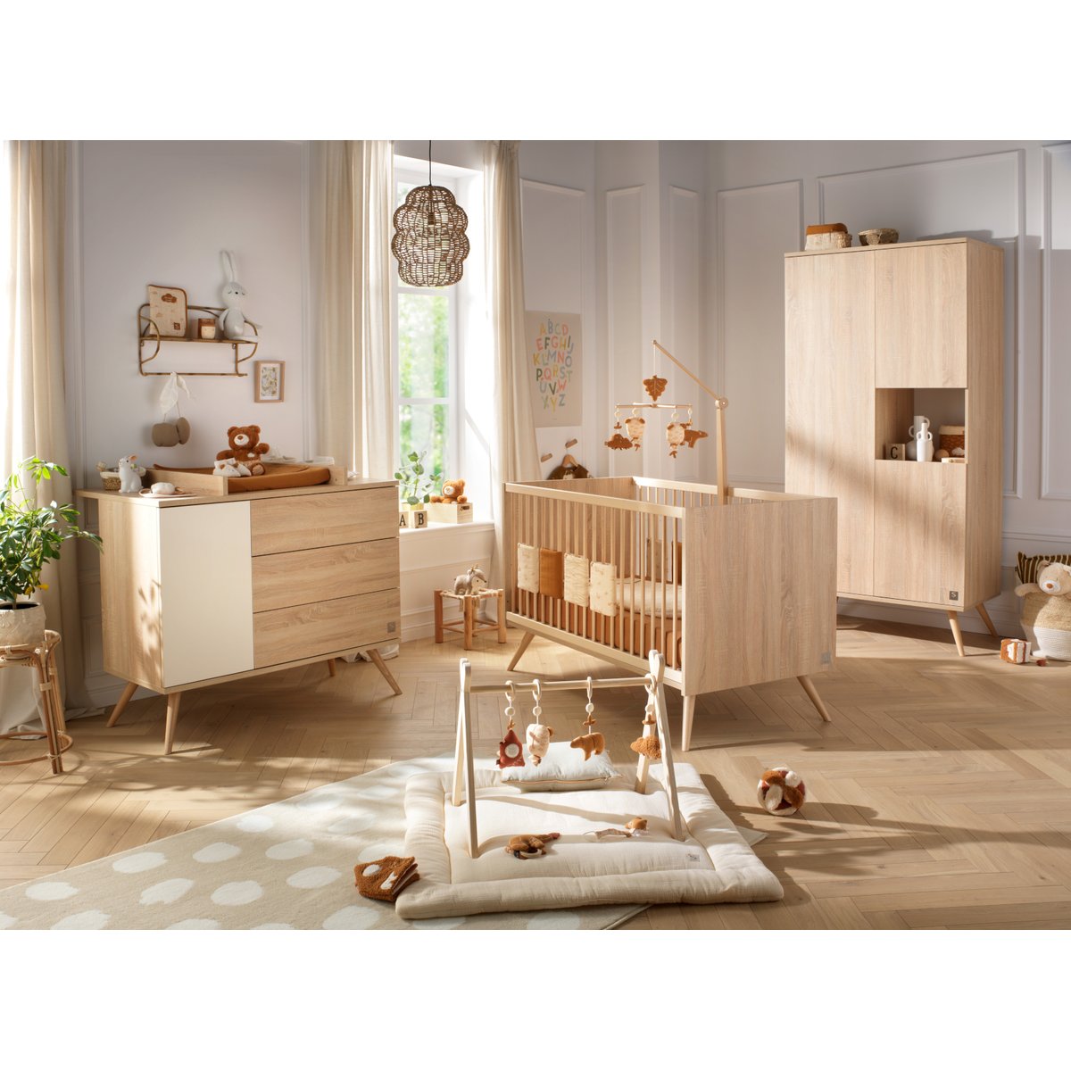 Armoire 3 portes 1 niche en bois marron, SAUTHON