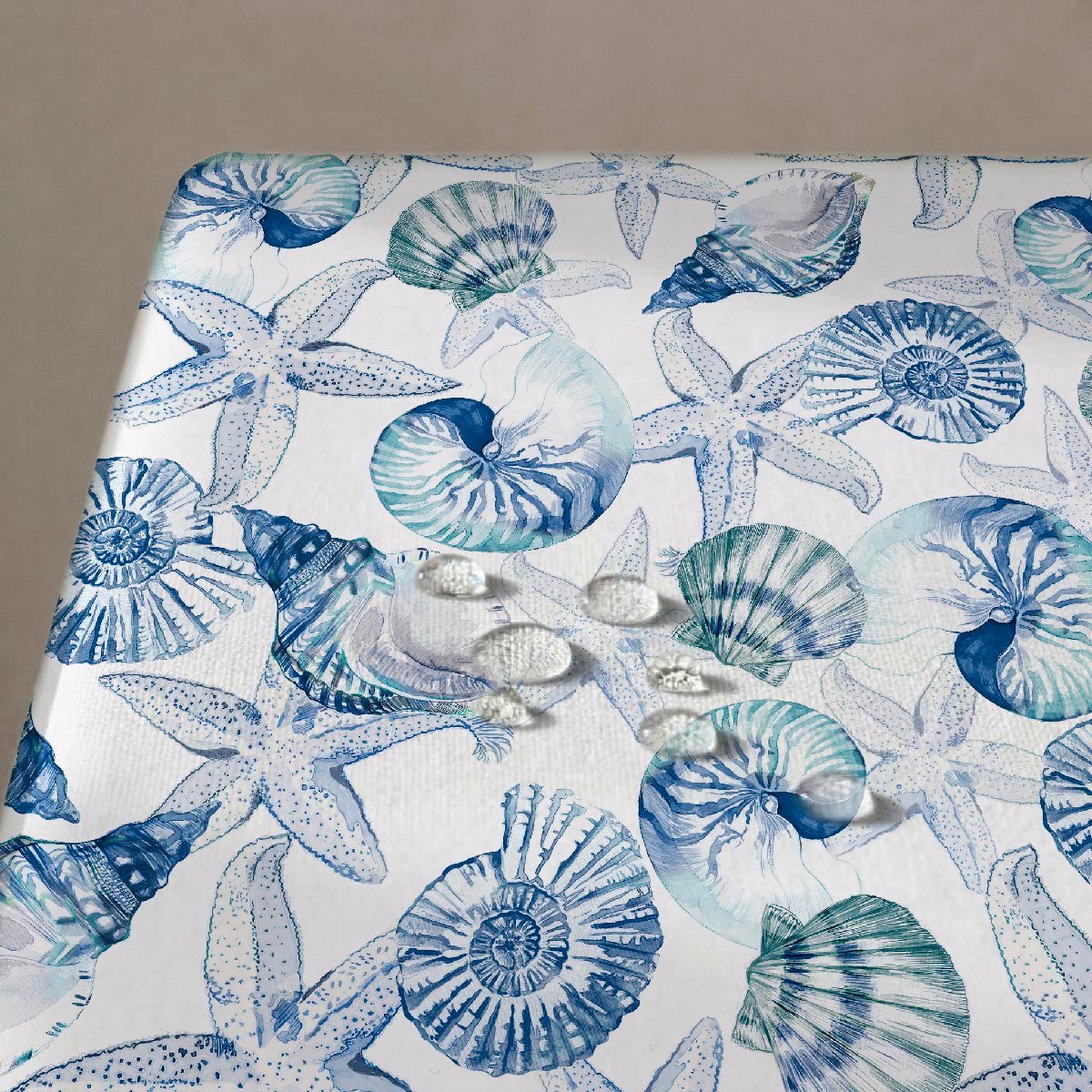 Nappe anti-taches Shell - coton 100% - multicolore, NAF NAF HOME