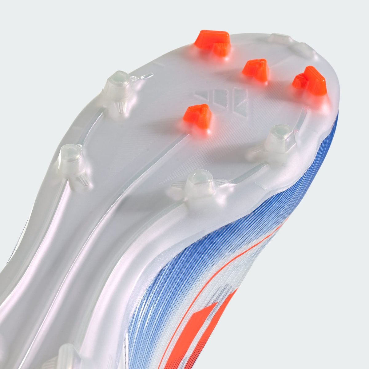 Chaussure F50 League terrain souple / multi-surfaces cloud white / solar red / lucid blue, adidas Performance
