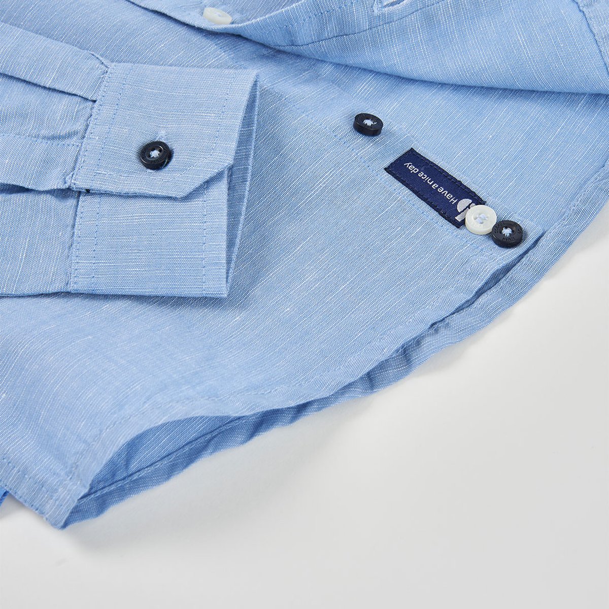 Chemise en lin bleu, BOBOLI