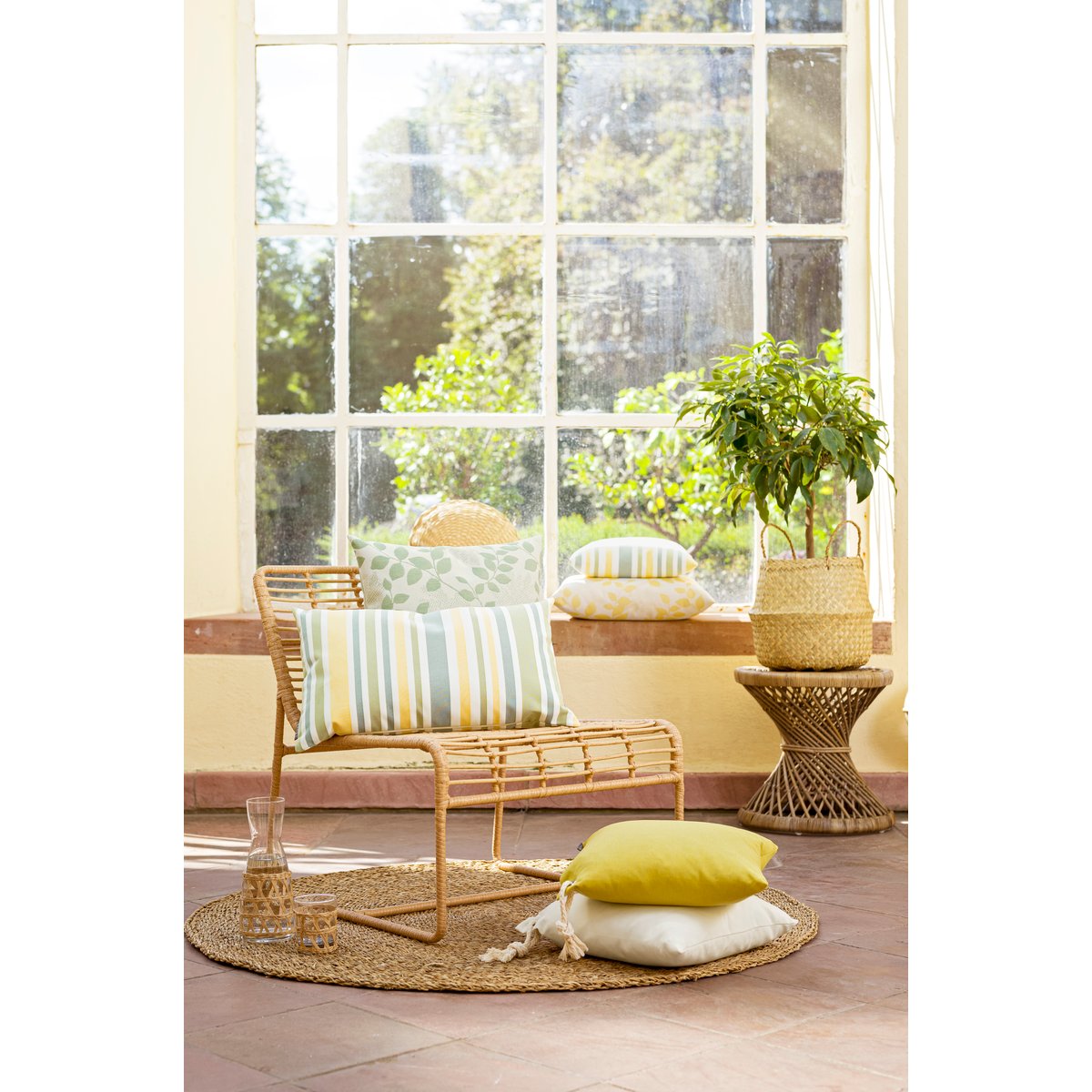 Lot de 2 housses de coussin rayées MARBELLA en Dralon jaune, vert et blanc, MAGMA HEIMTEX