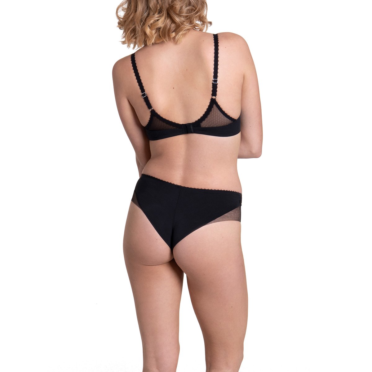Shorty Peony noir, LISCA