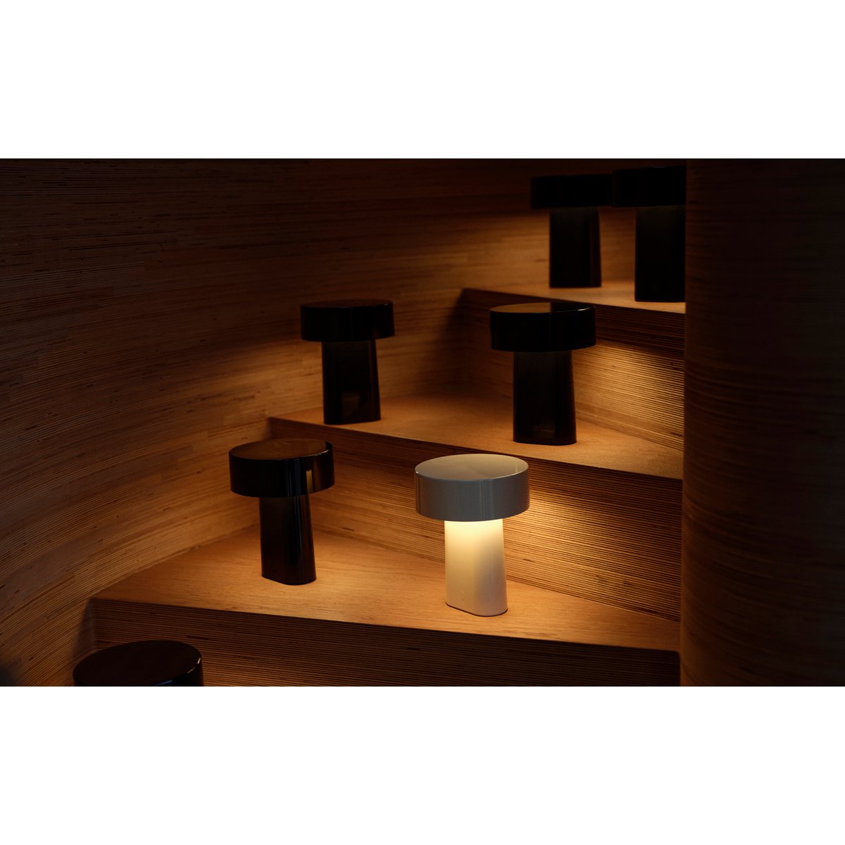 Lampe OBLONG noir, ZONE DENMARK