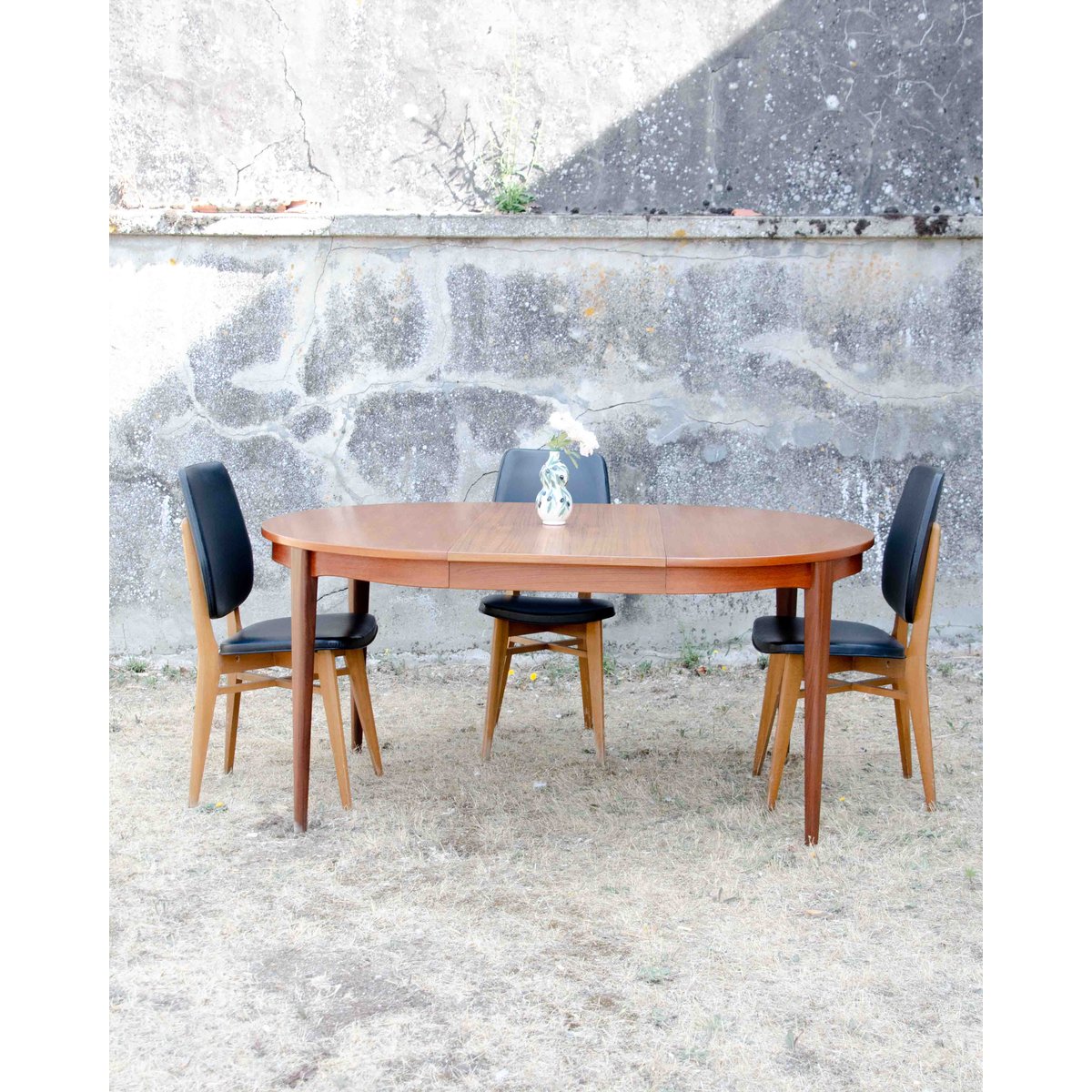 Table à manger en teck scandinave Karla N°1217 - Bon état bois clair, DEBONGOUT