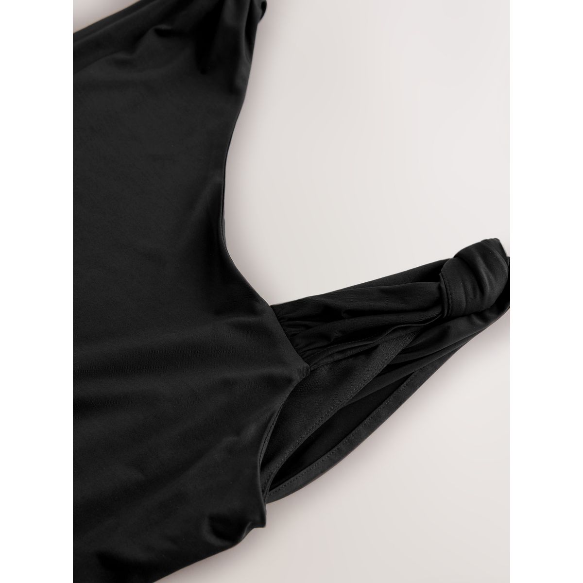 Robe de cérémonie maxi à col bénitier noir, NEXT