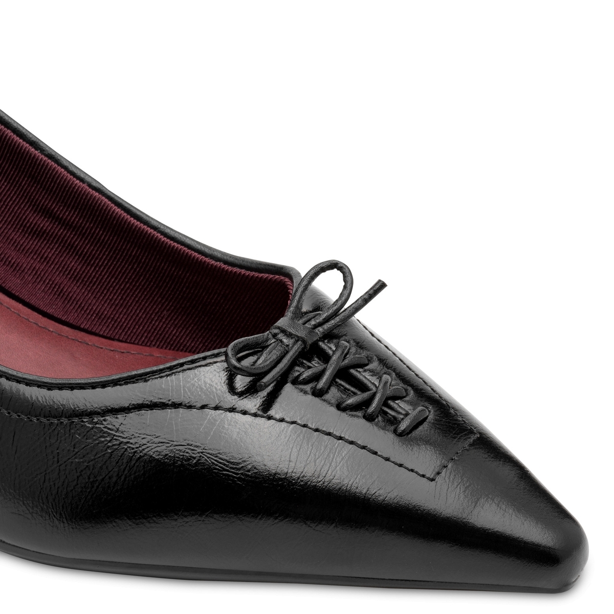 Escarpin pointu noir, TAMARIS