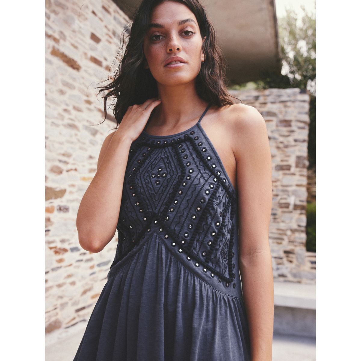 Robe courte à col montant avec détails miroir bleu marine délavé, NEXT