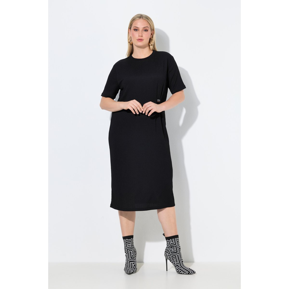 Robe midi oversize, matière texturée noir, ULLA POPKEN