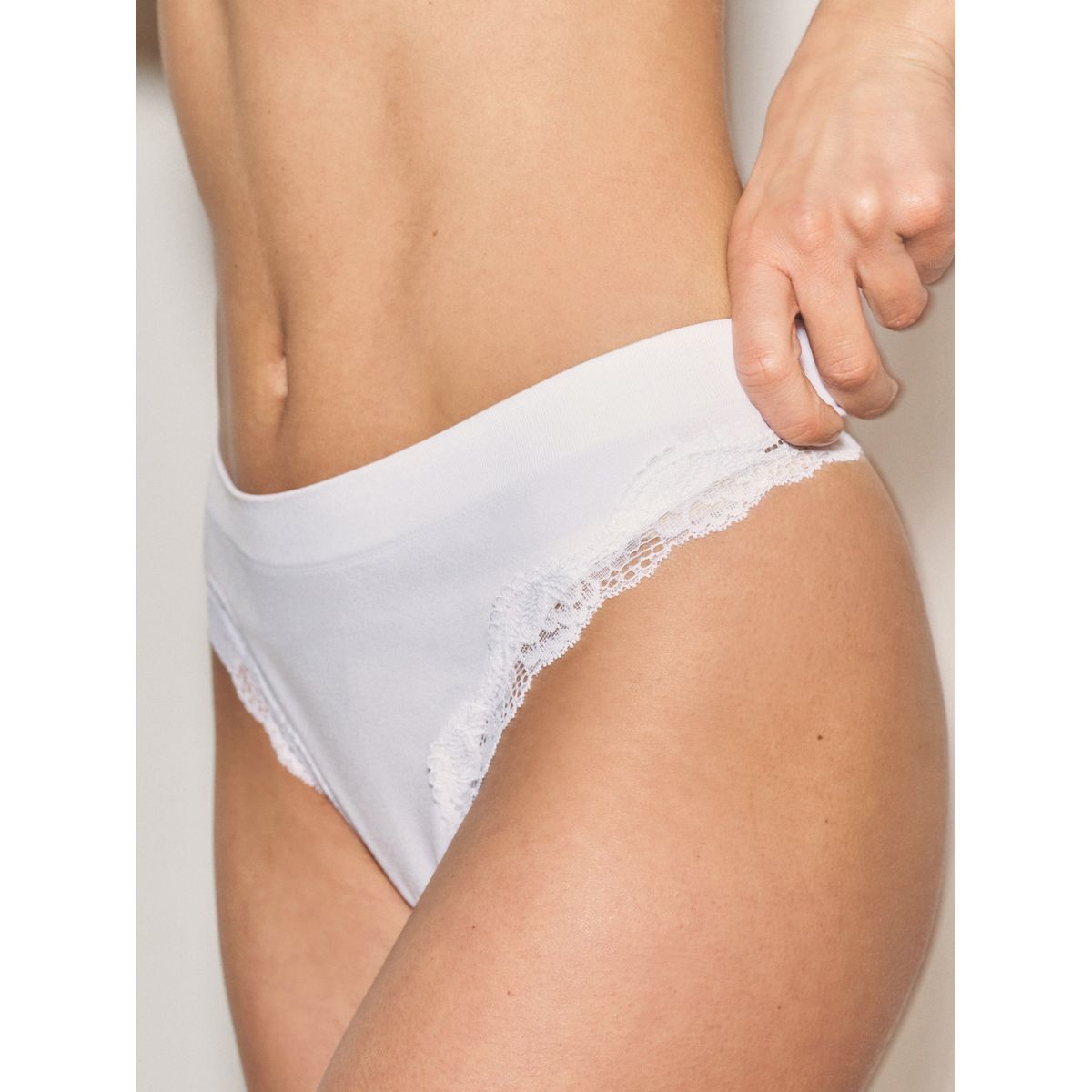 Brassière tanga sans couture dentelle blanc, NEXT