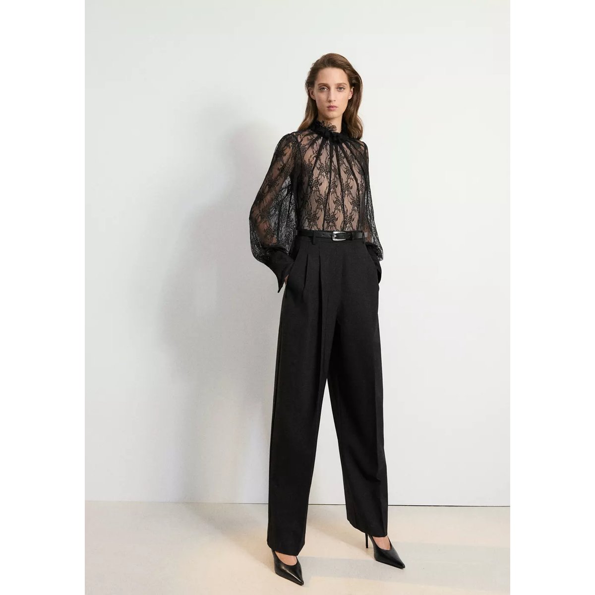 Combinaison bimatière avec dentelle noir, MANGO
