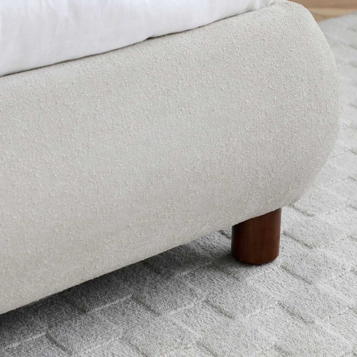 Noelle Boucle Upholstered Bed natural, SO'HOME