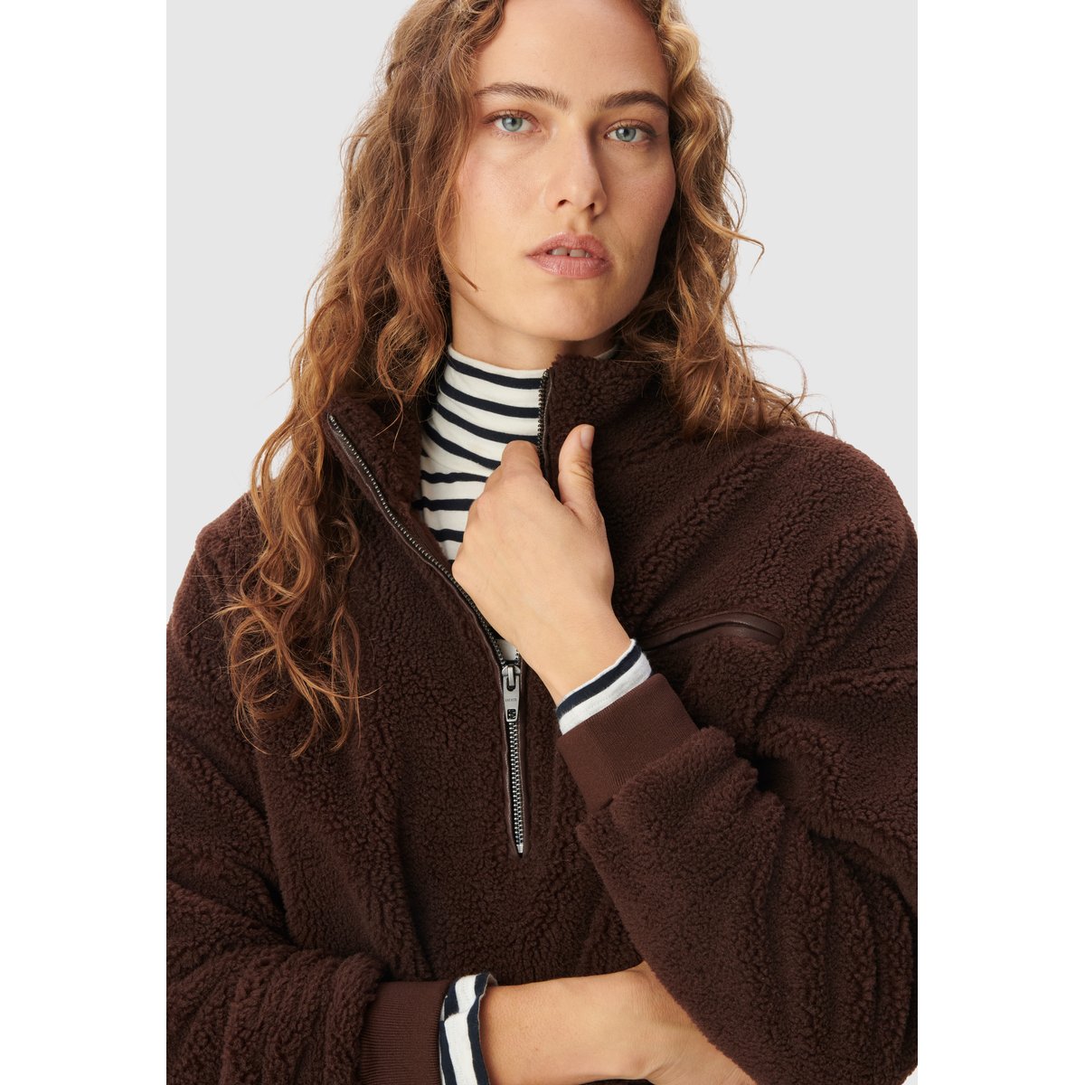 Sweat Sherpa col montant zippé marron foncé, IKKS